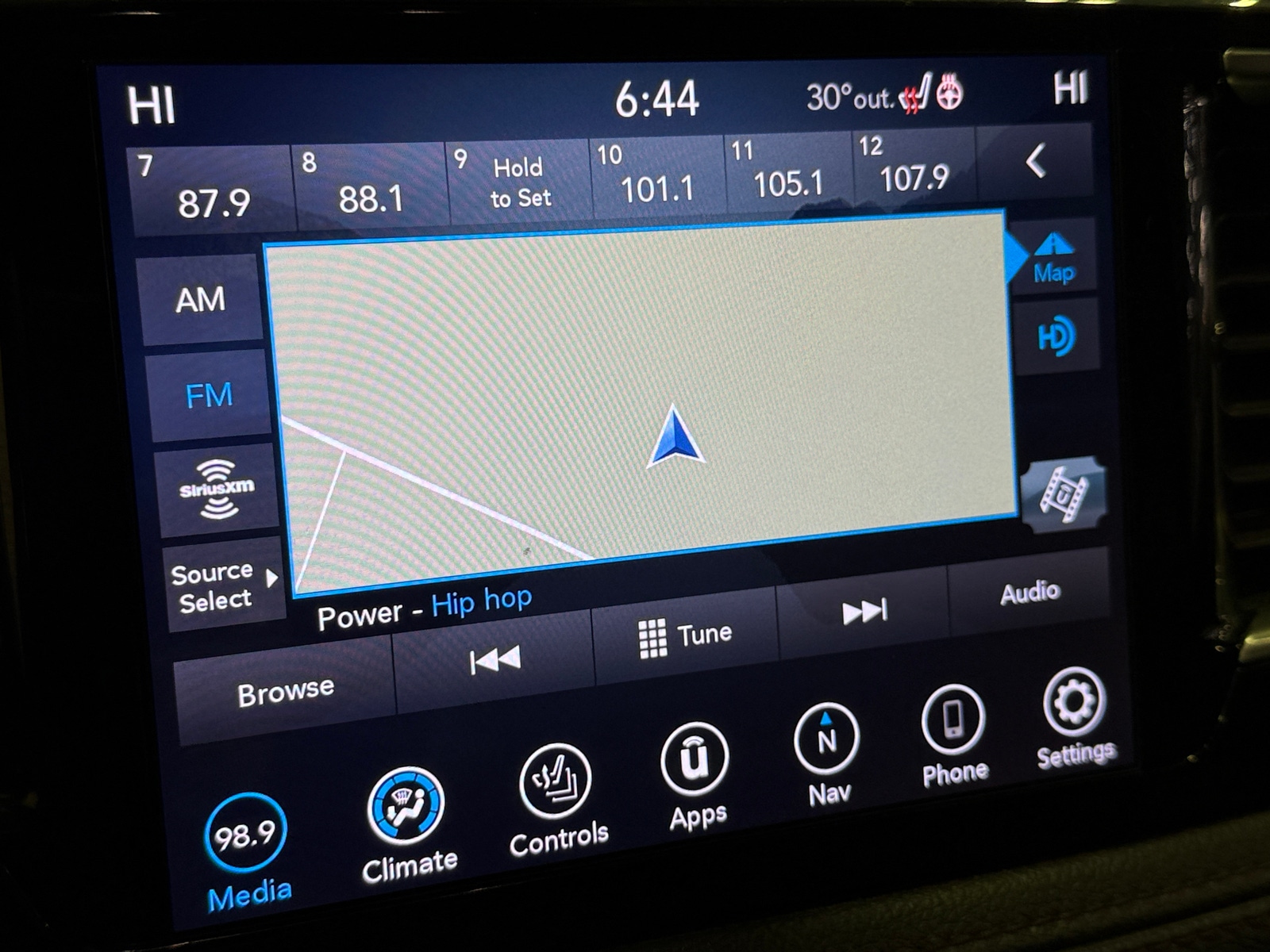 Thumbnail: 2020 Chrysler Pacifica - 3