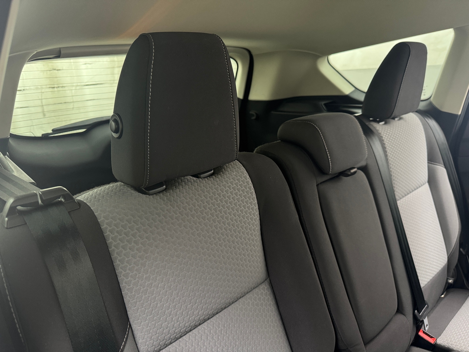 Thumbnail: 2017 Ford Escape - 6