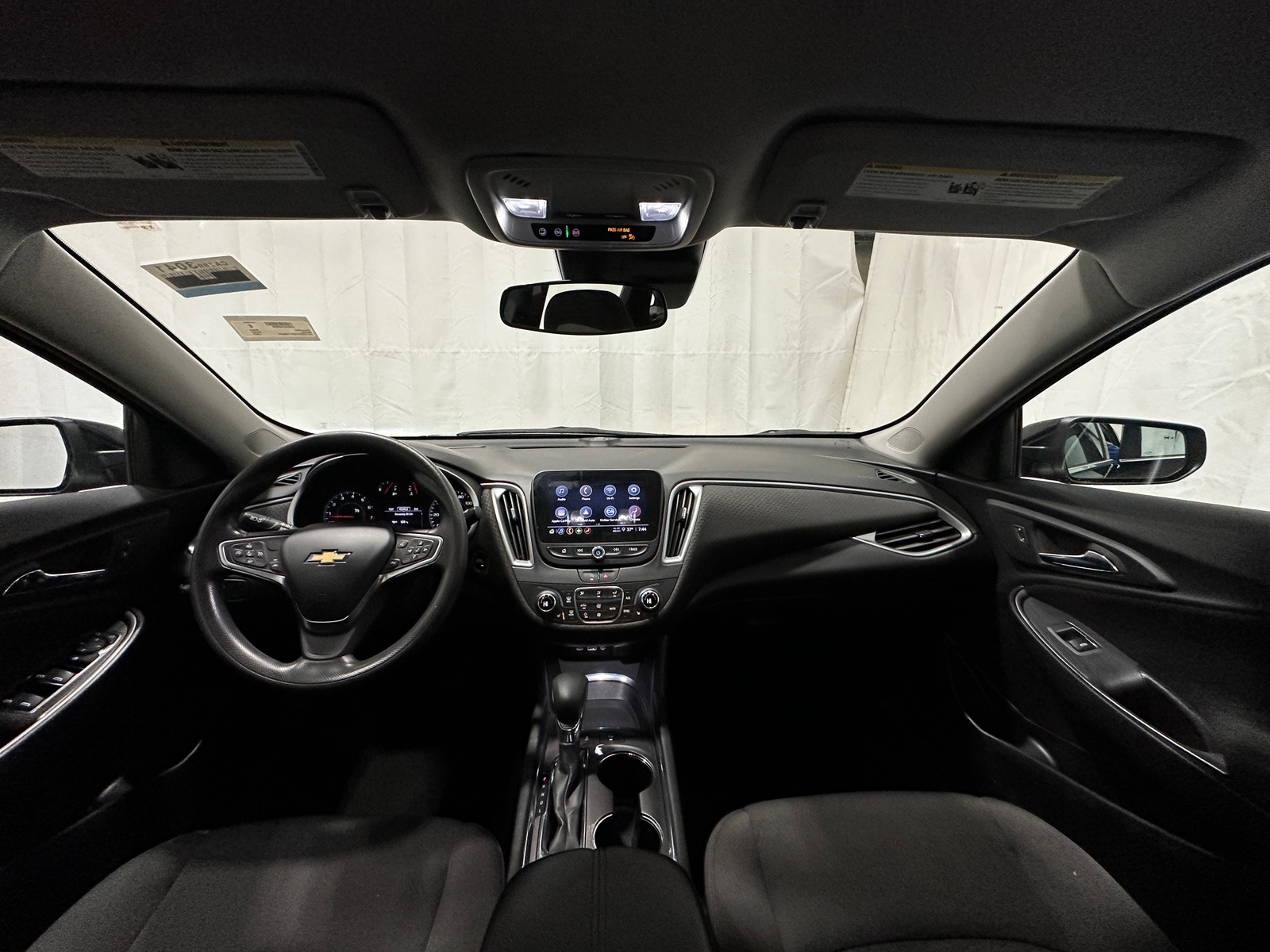 Thumbnail: 2023 Chevrolet Malibu - 3