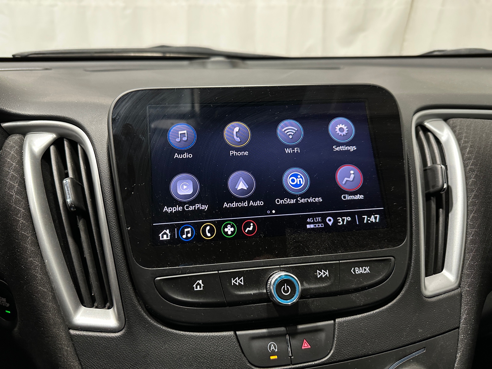 Thumbnail: 2023 Chevrolet Malibu - 4