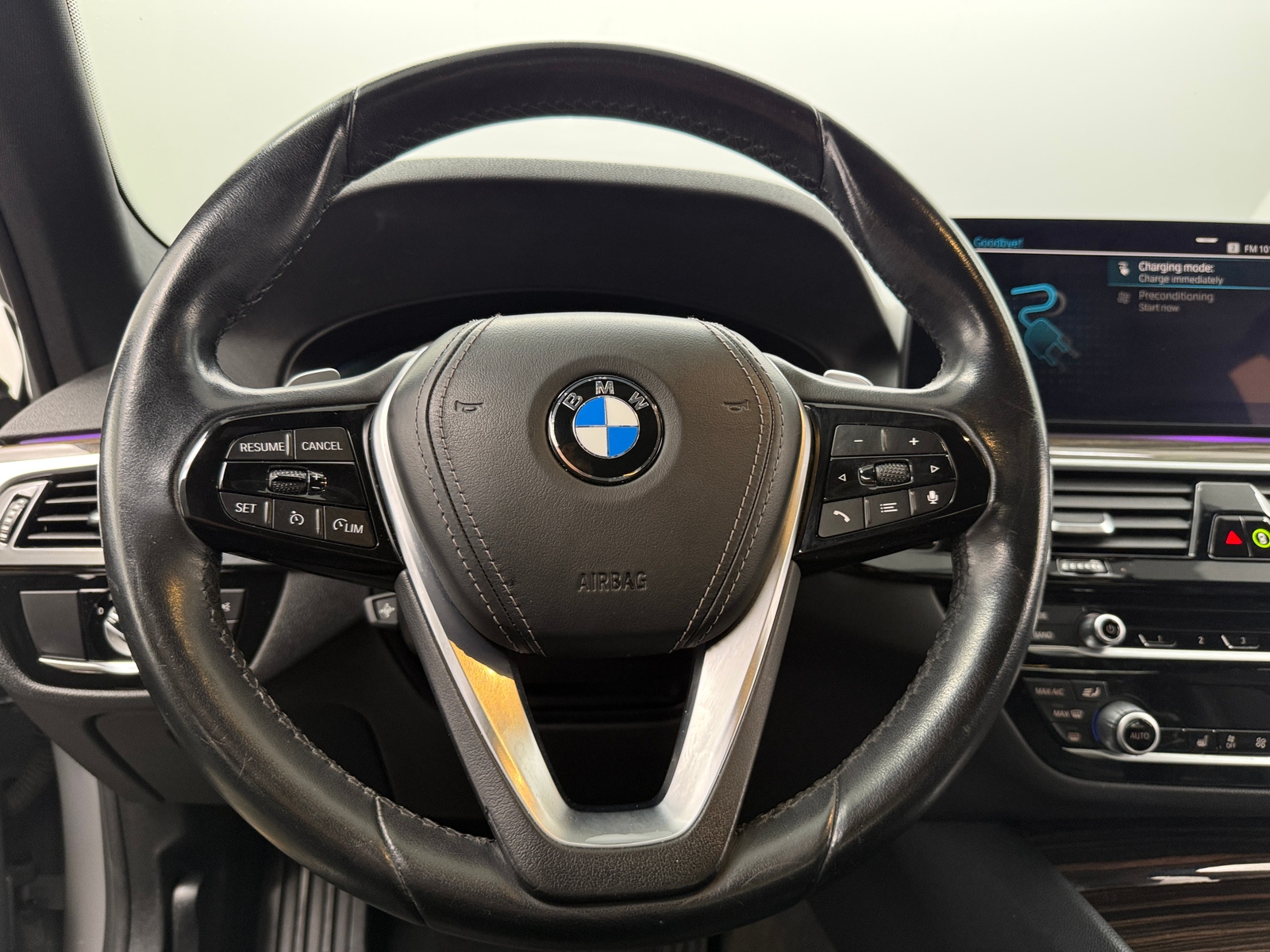 Thumbnail: 2021 BMW 5 Series - 4