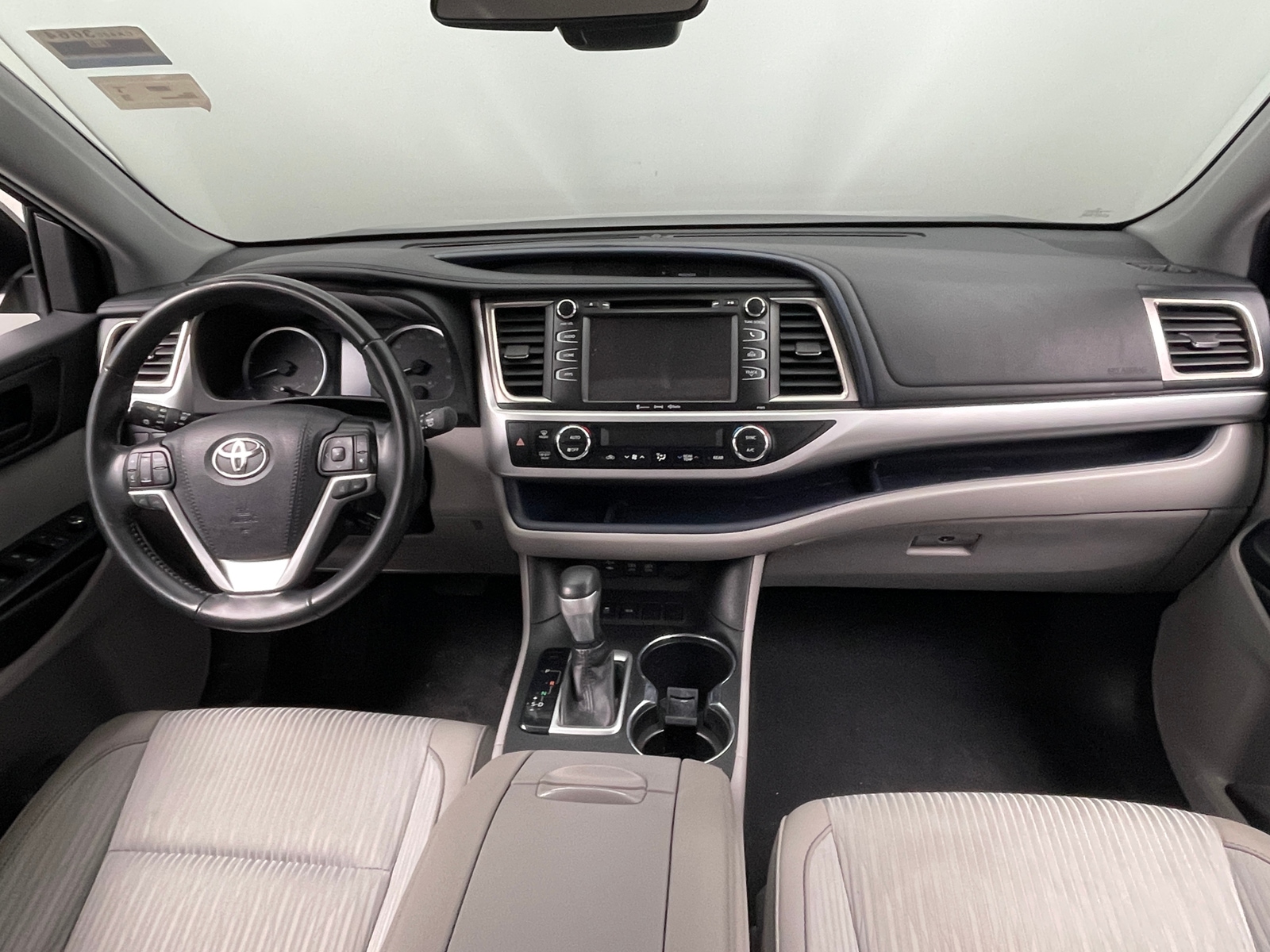 Thumbnail: 2019 Toyota Highlander - 3