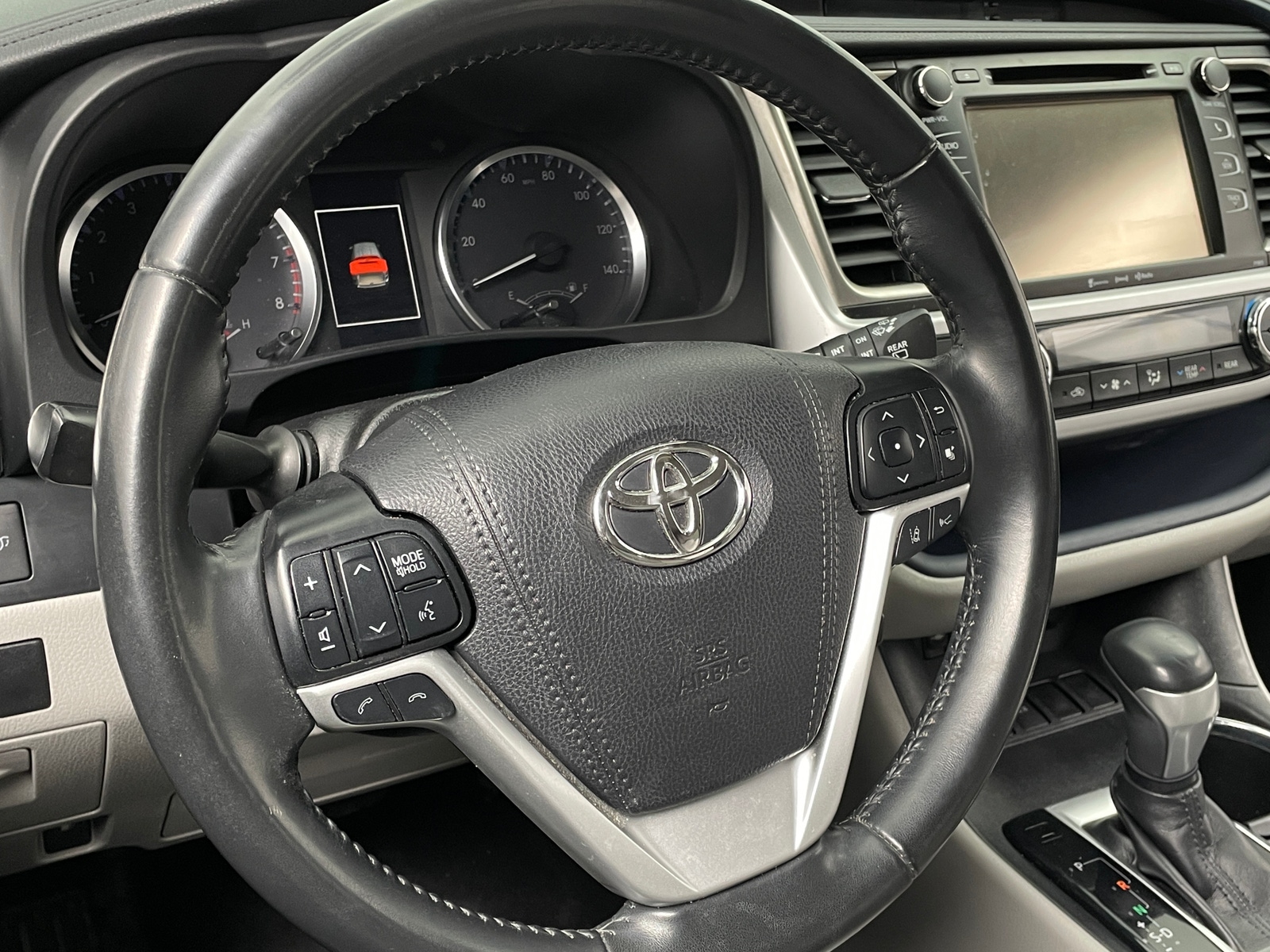 Thumbnail: 2019 Toyota Highlander - 5