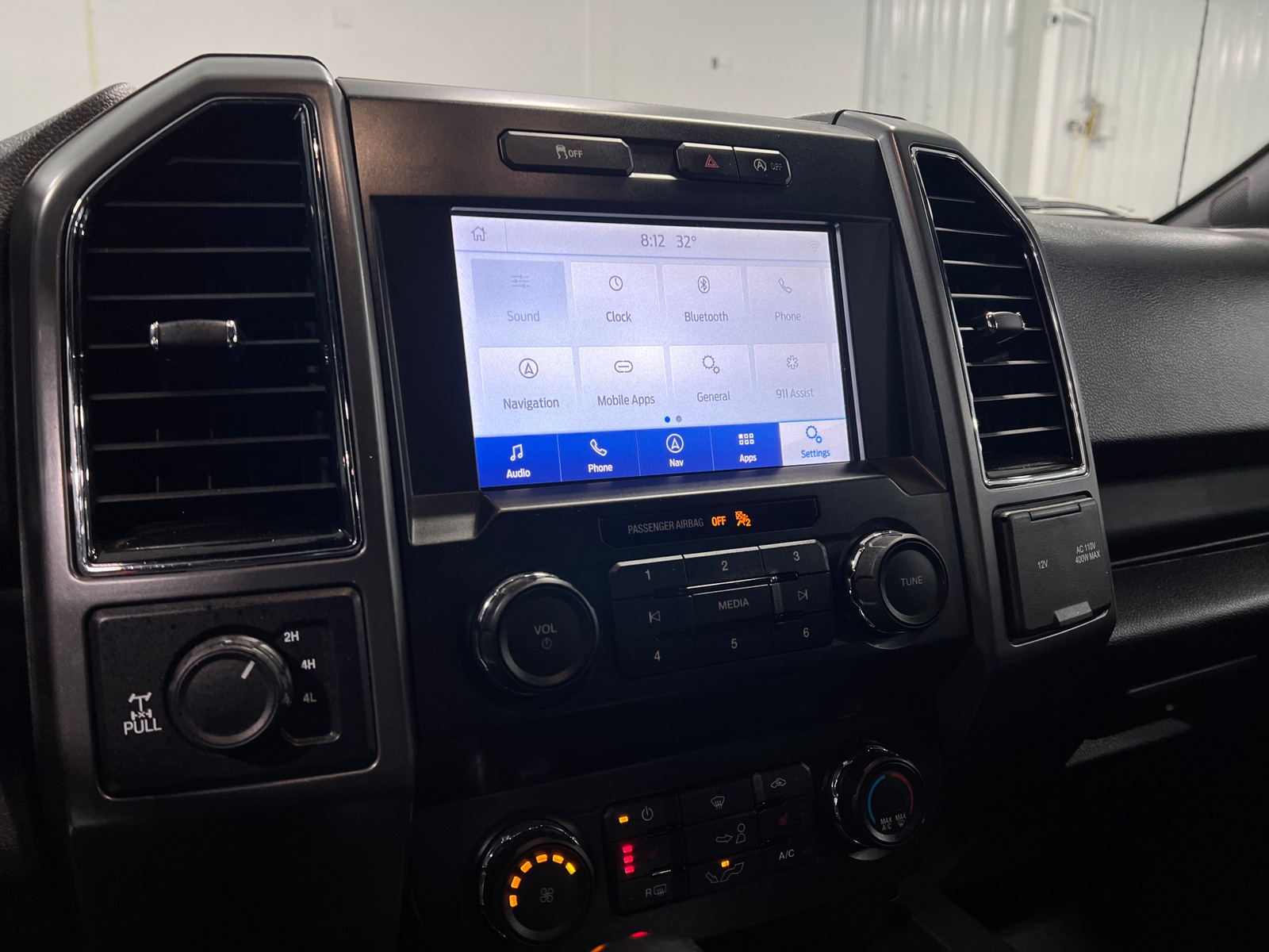 Thumbnail: 2020 Ford Econoline - 4