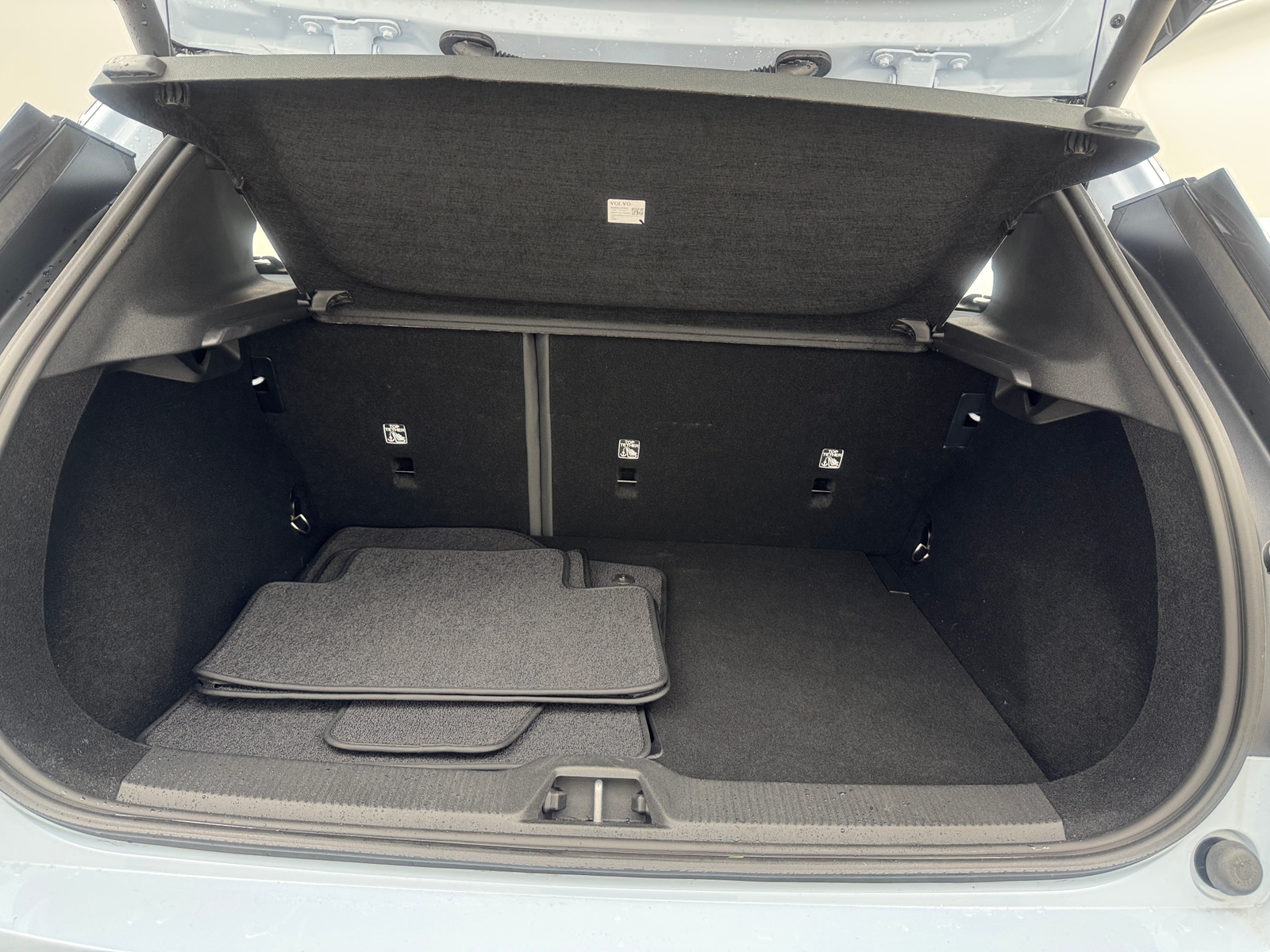 Thumbnail: 2025 Volvo EX30 - 6