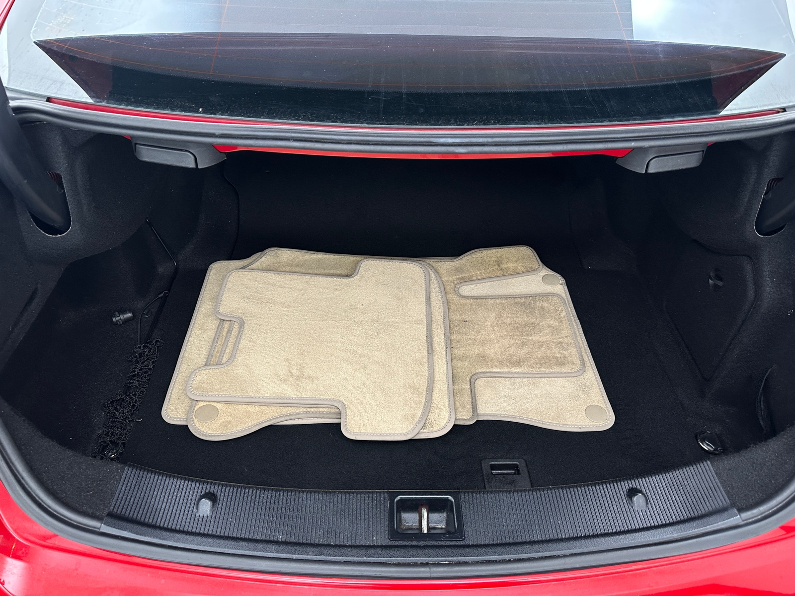 Thumbnail: 2013 Mercedes-Benz E-Class - 4