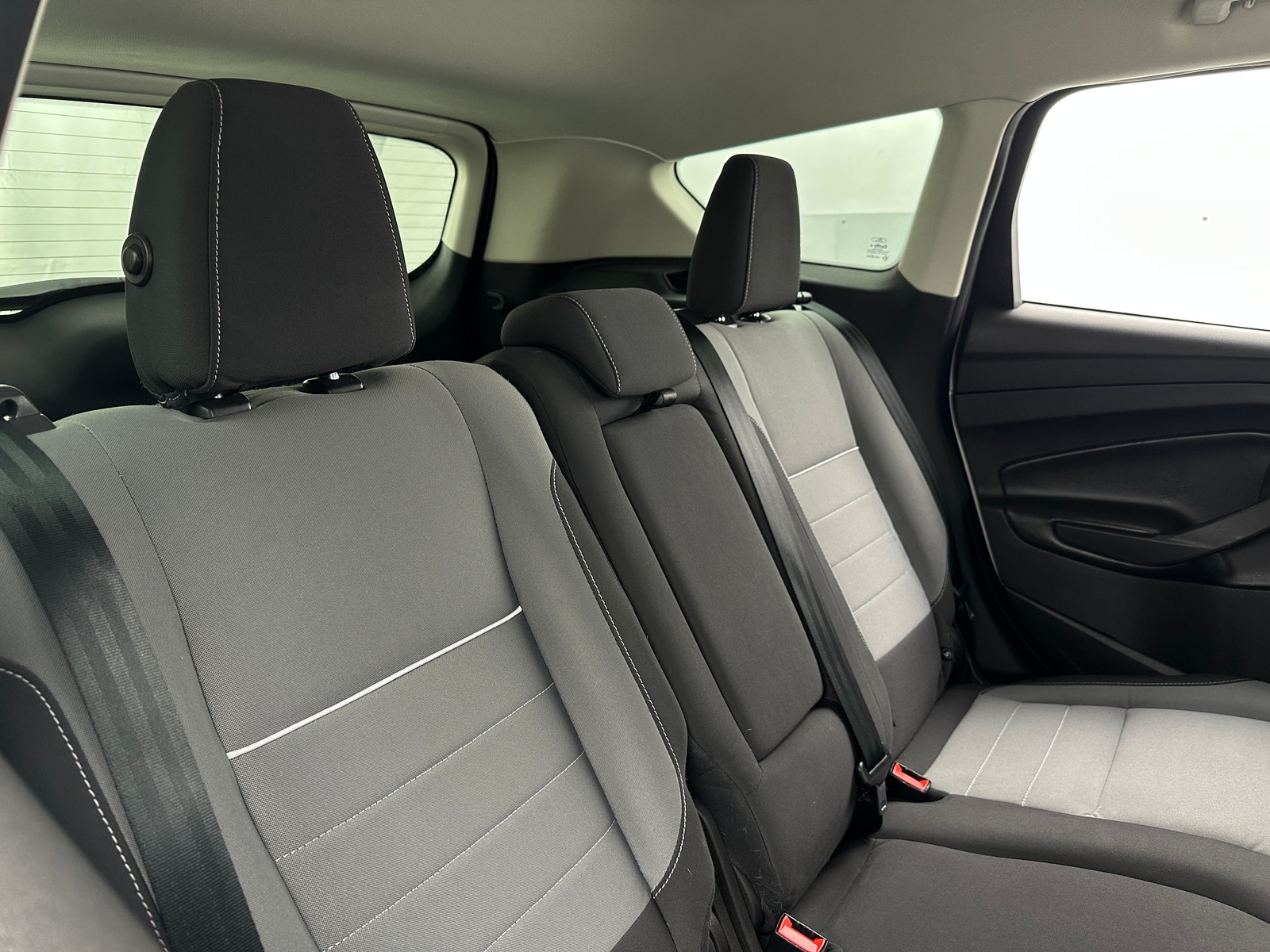 Thumbnail: 2015 Ford Escape - 6