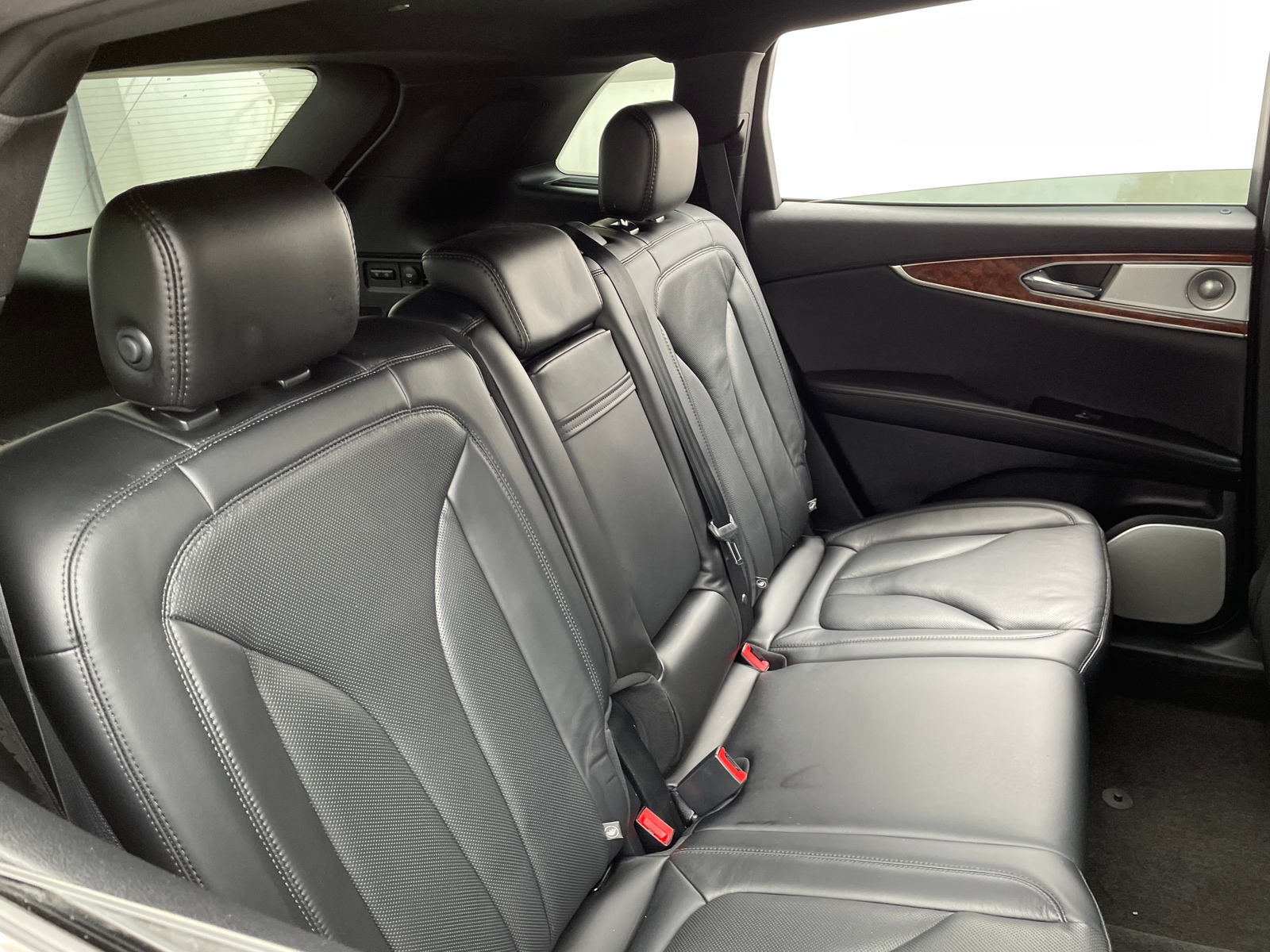 Thumbnail: 2020 Lincoln Nautilus - 5