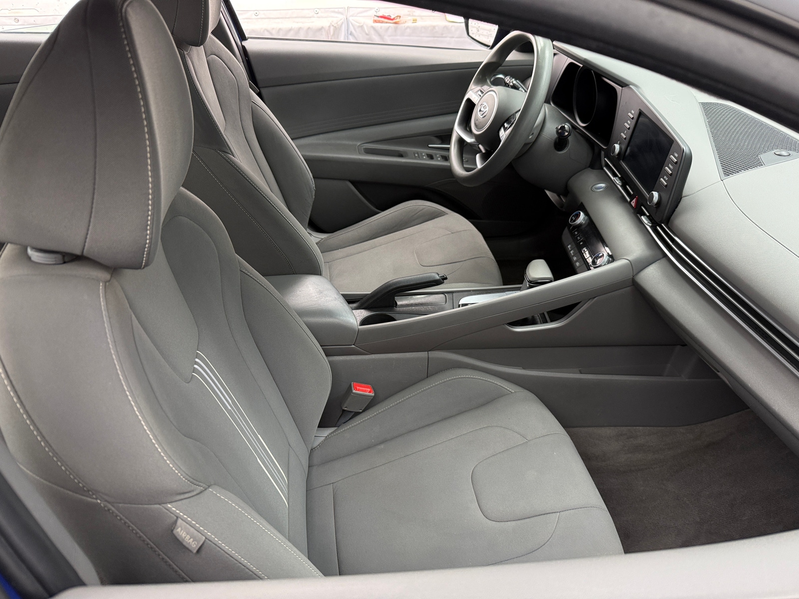 Thumbnail: 2022 Hyundai Elantra - 2