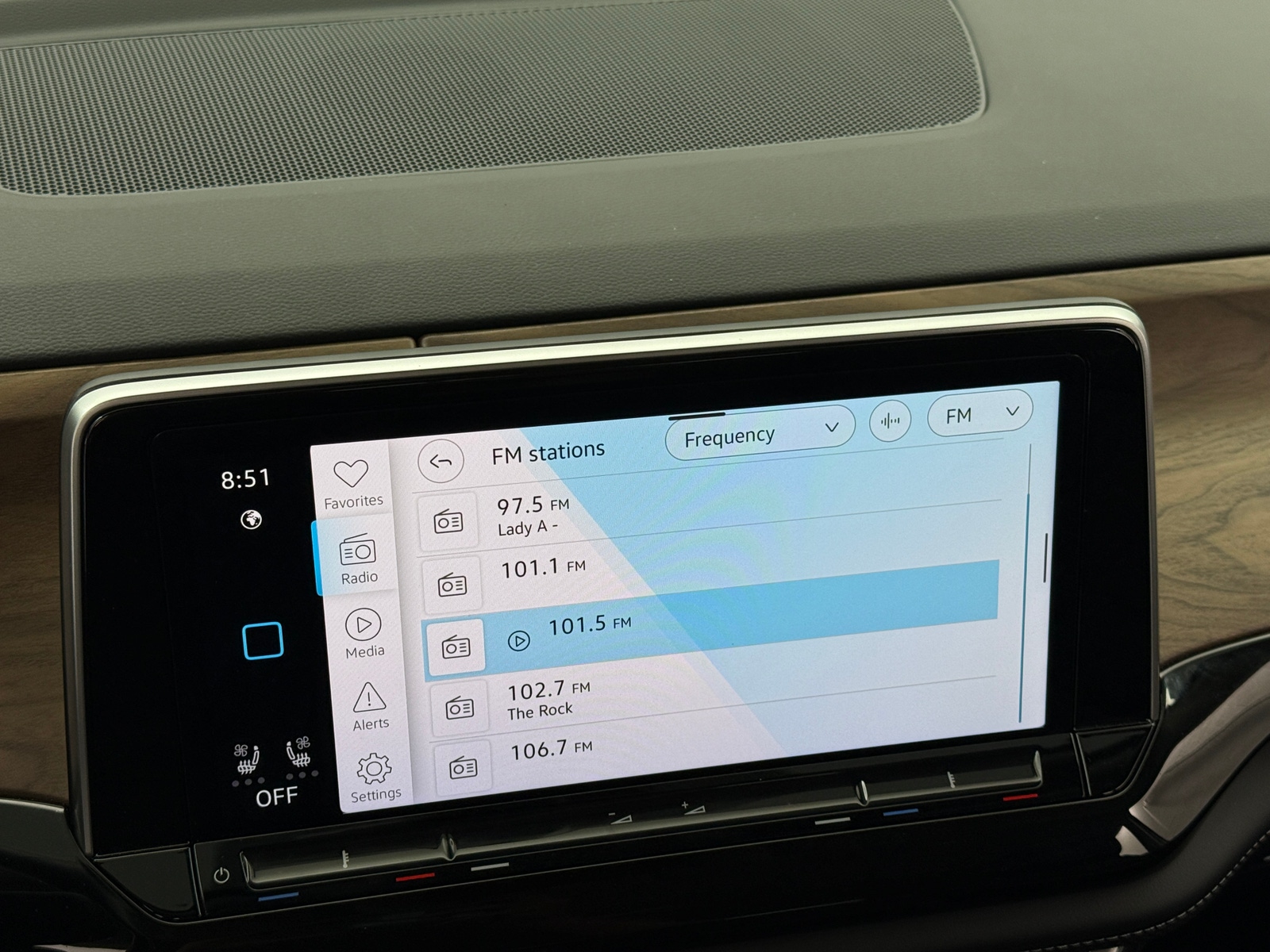 Thumbnail: 2025 Volkswagen Atlas - 3