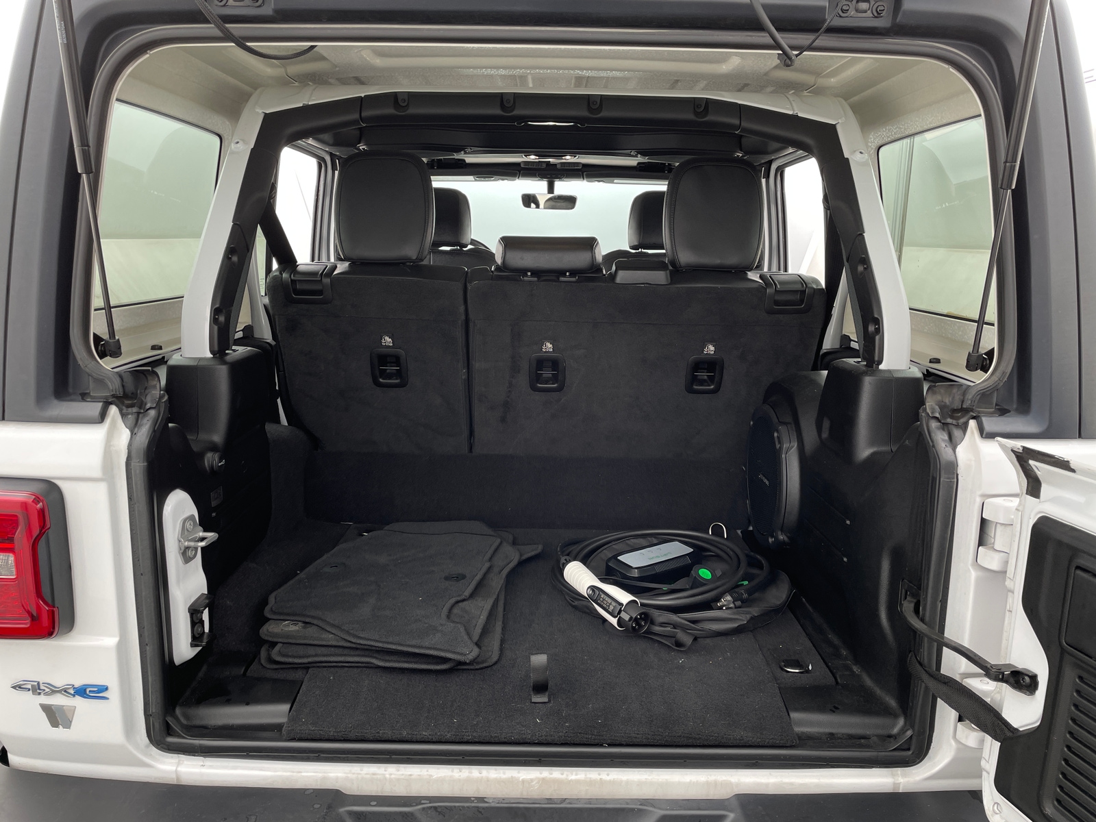 Thumbnail: 2022 Jeep Wrangler - 7