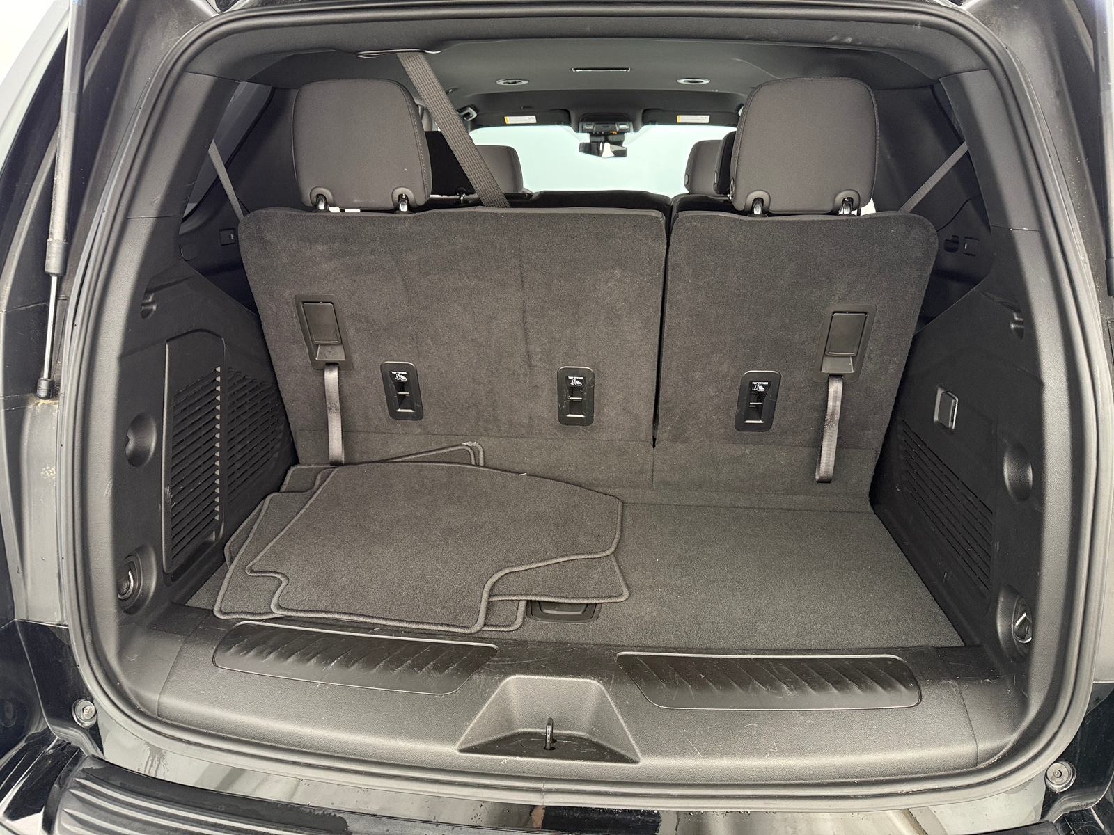 Thumbnail: 2024 Chevrolet Tahoe - 7