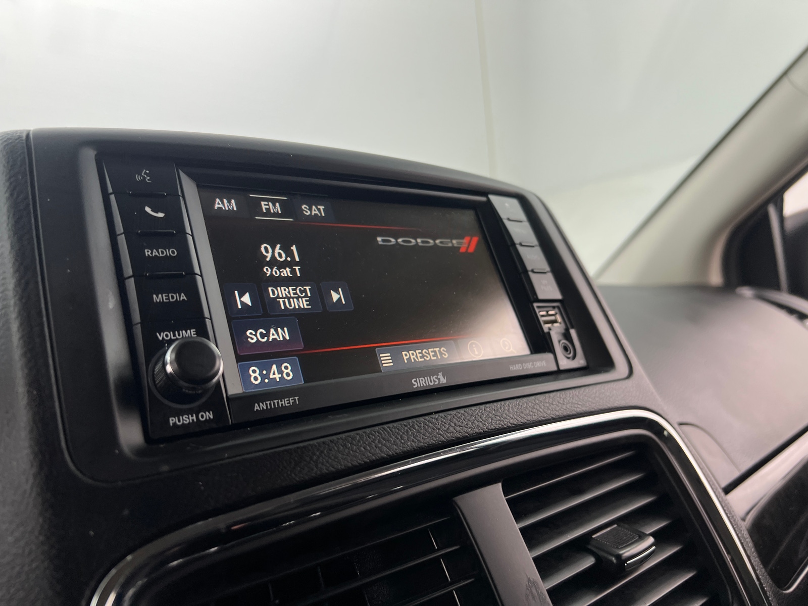 Thumbnail: 2017 Dodge Grand Caravan - 4