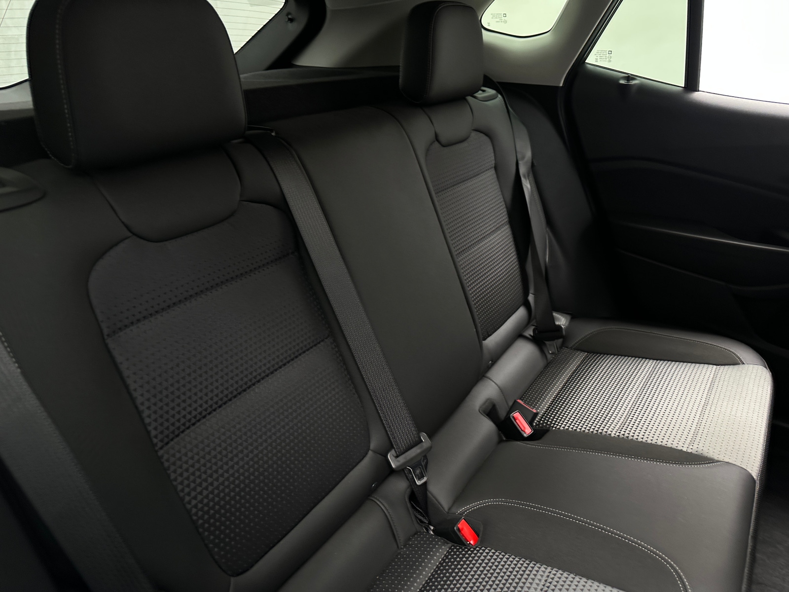 Thumbnail: 2024 Chevrolet Trax - 6