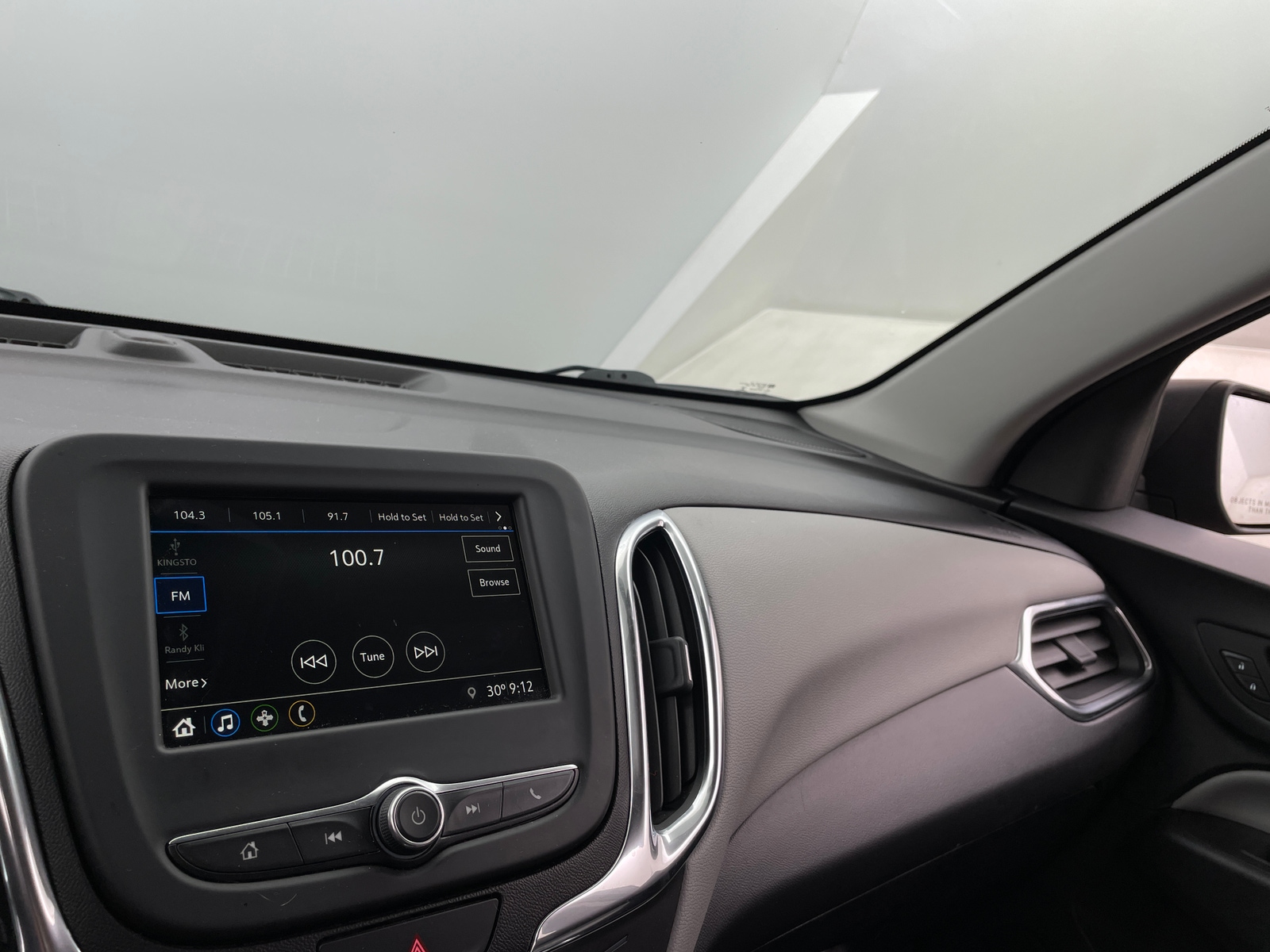 Thumbnail: 2019 Chevrolet Equinox - 4