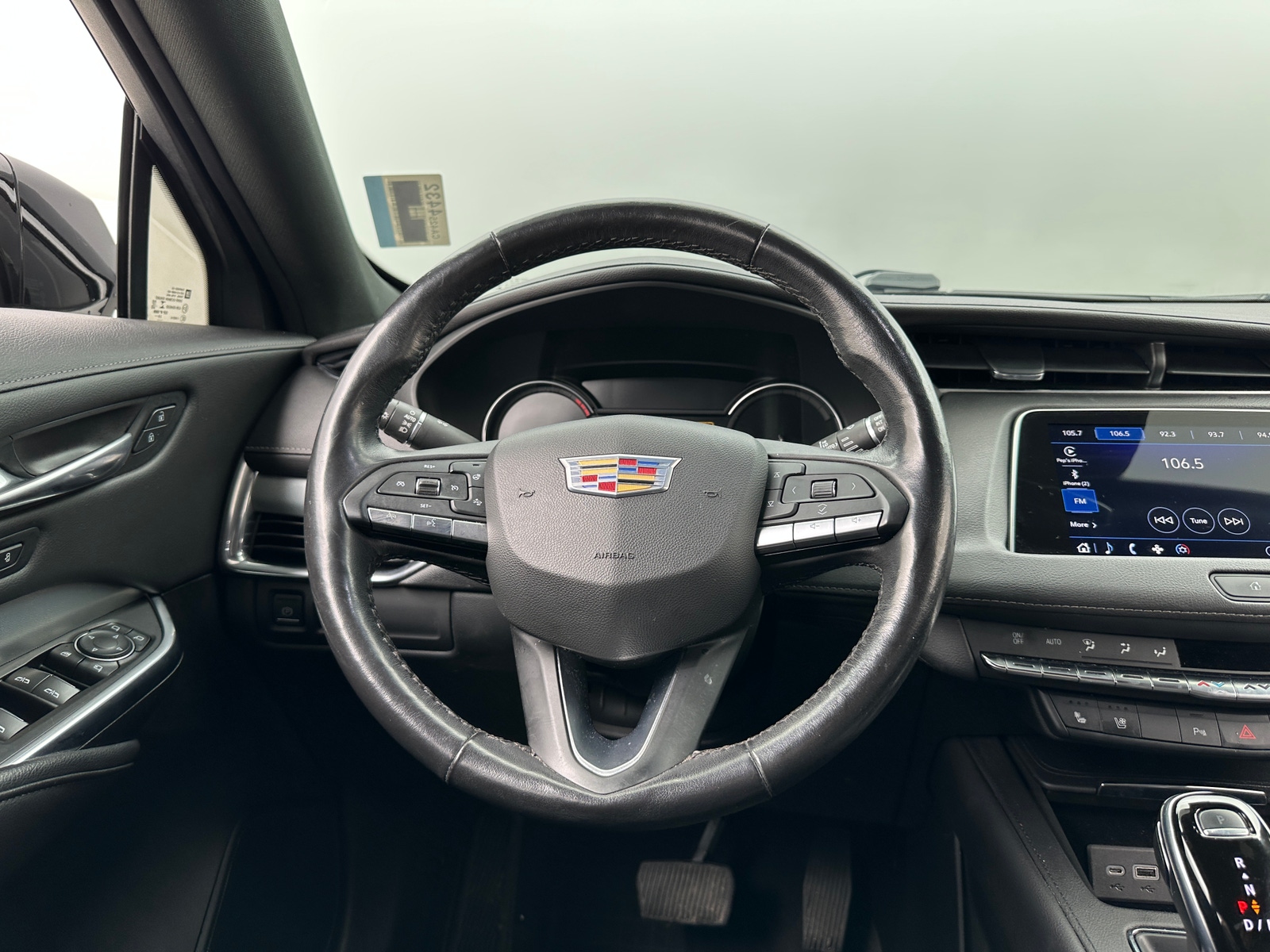 Thumbnail: 2021 Cadillac XT4 - 4