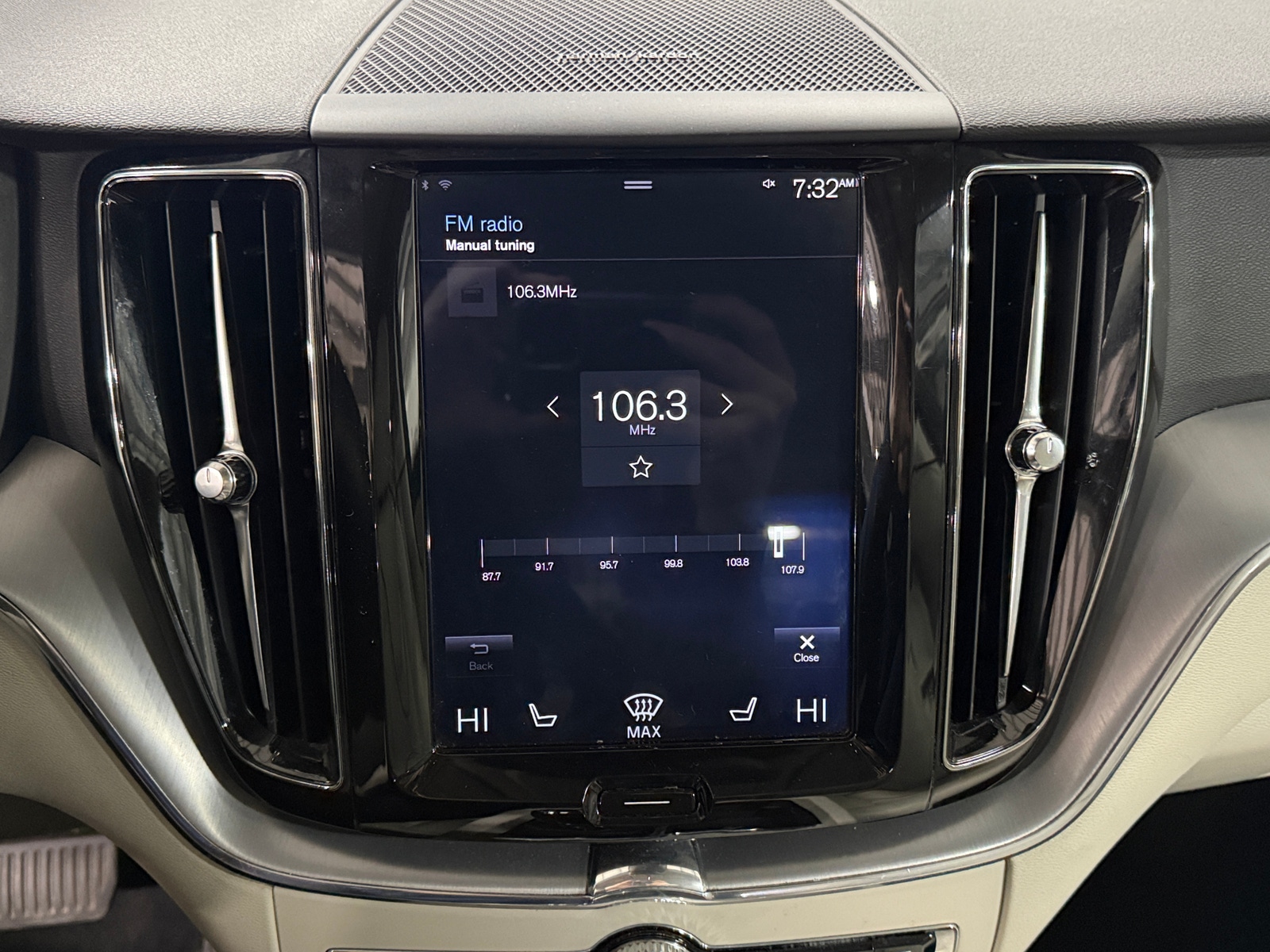 Thumbnail: 2019 Volvo XC60 - 3