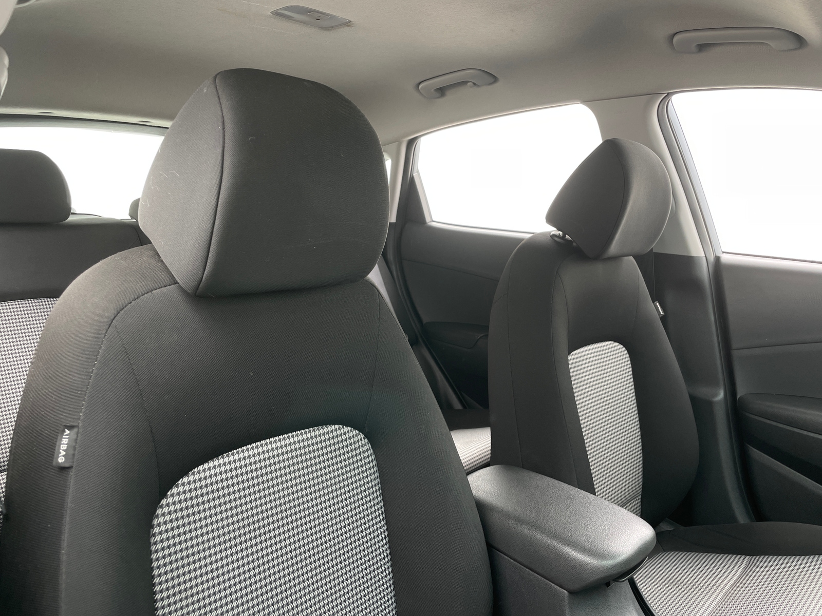 Thumbnail: 2019 Hyundai Kona - 2