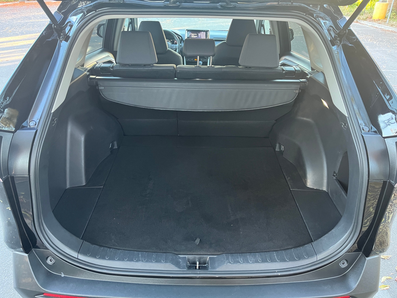 Thumbnail: 2025 Toyota RAV4 - 6