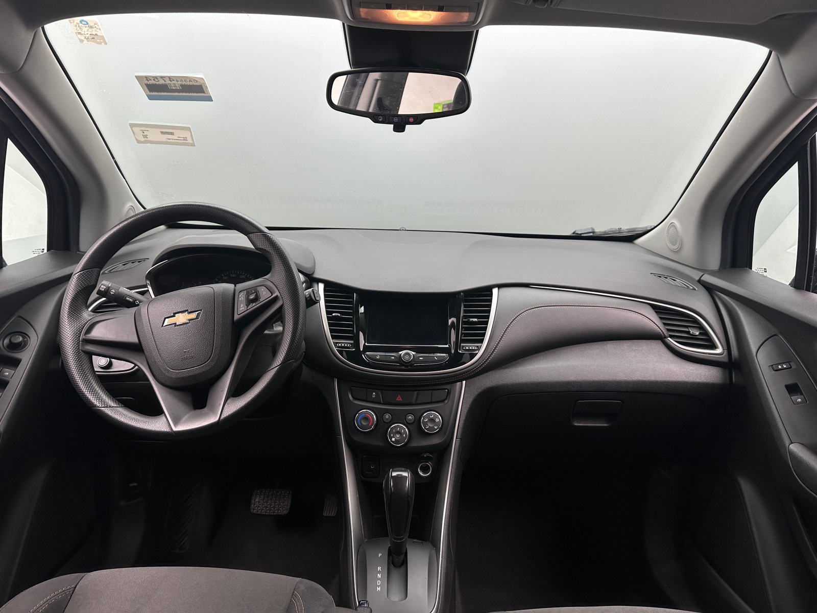 Thumbnail: 2018 Chevrolet Trax - 3