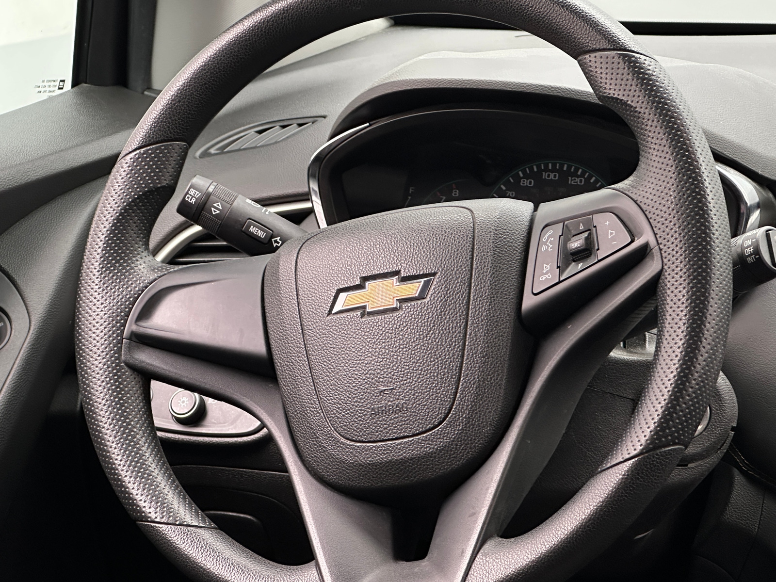 Thumbnail: 2018 Chevrolet Trax - 5