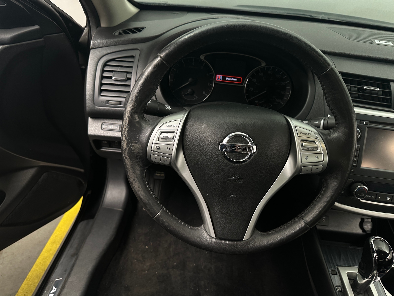 Thumbnail: 2016 Nissan Altima - 5