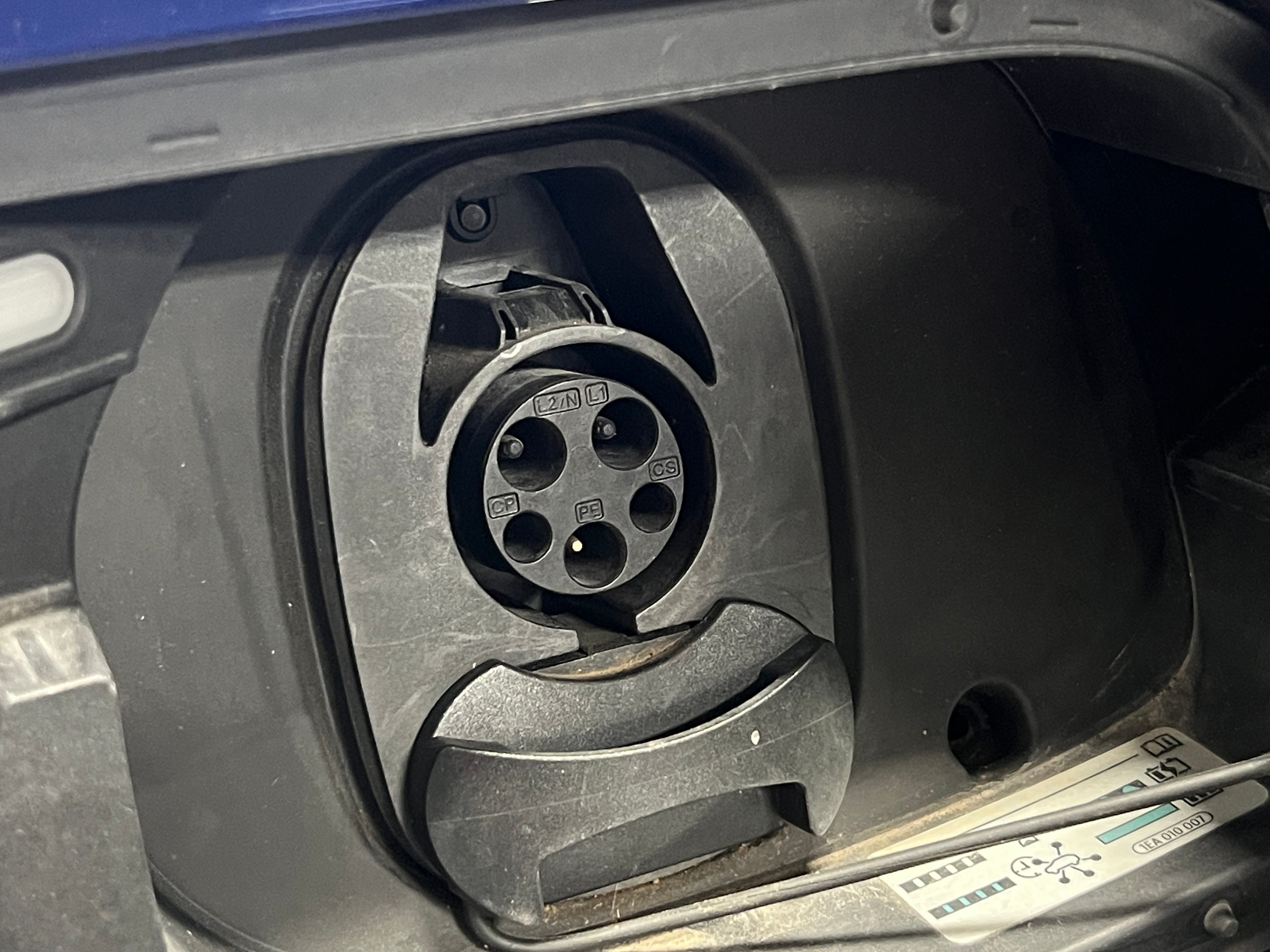 Used 2021 Volkswagen ID.4 1st Edition with VIN WVGDMPE27MP020196 for sale in Oak Creek, WI