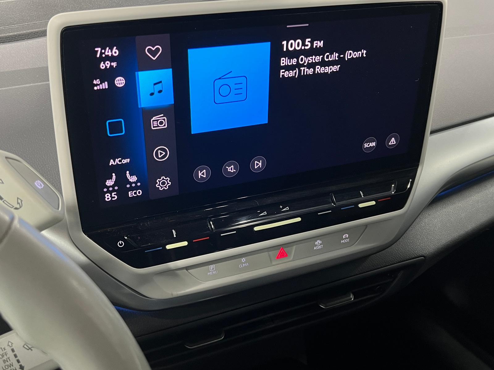 Thumbnail: 2021 Volkswagen ID.4 - 3