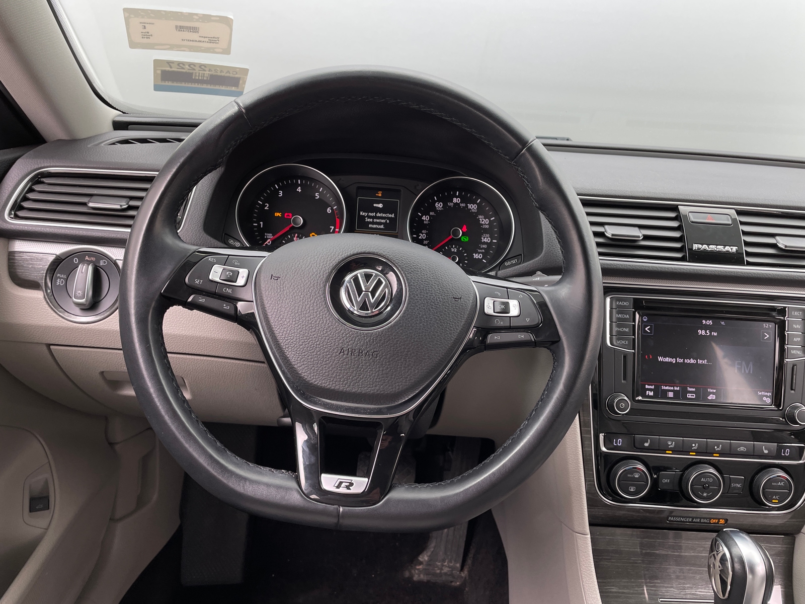 Thumbnail: 2018 Volkswagen Passat - 4