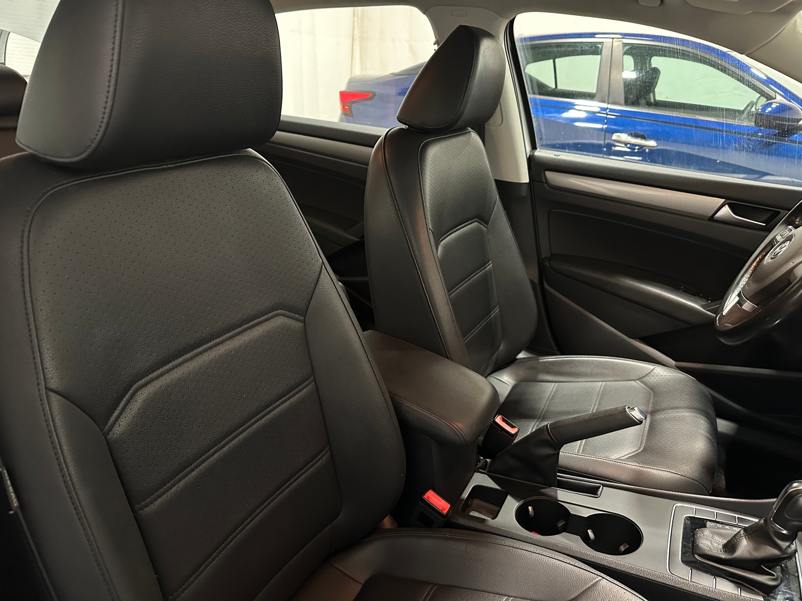 Thumbnail: 2015 Volkswagen Passat - 2