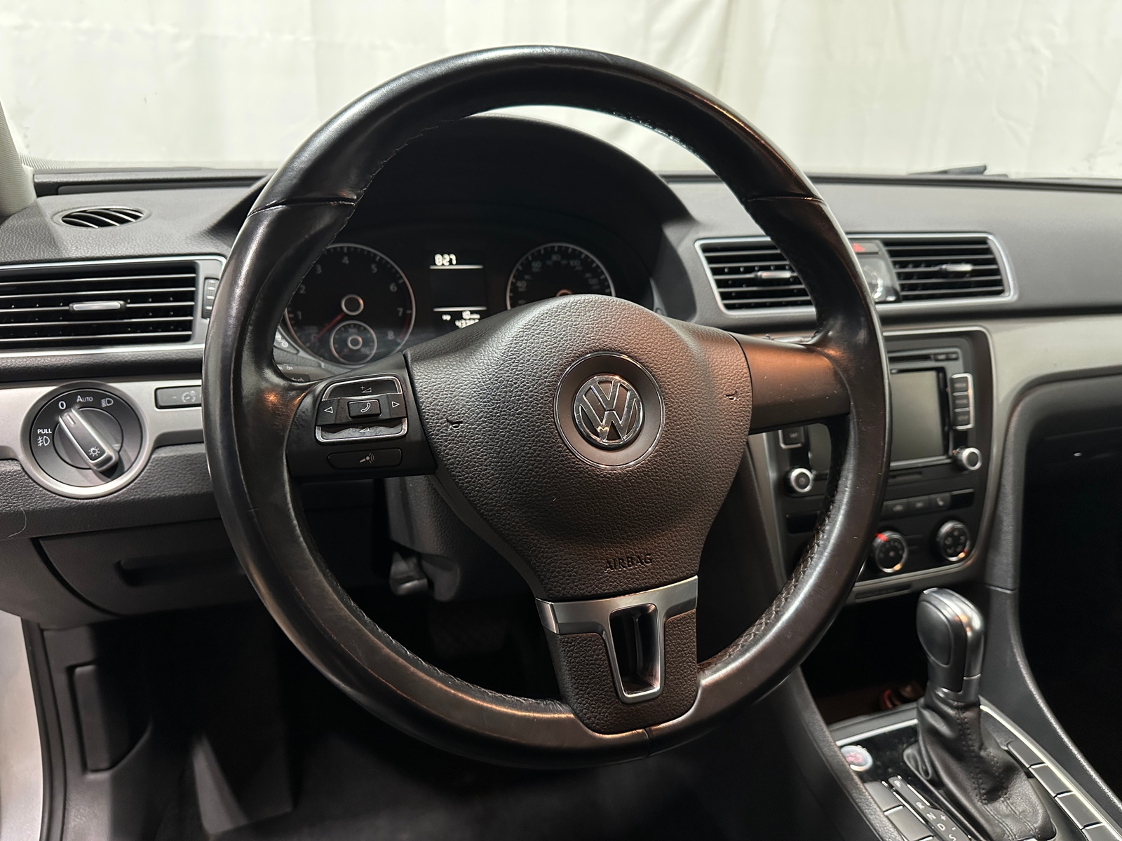 Thumbnail: 2015 Volkswagen Passat - 5