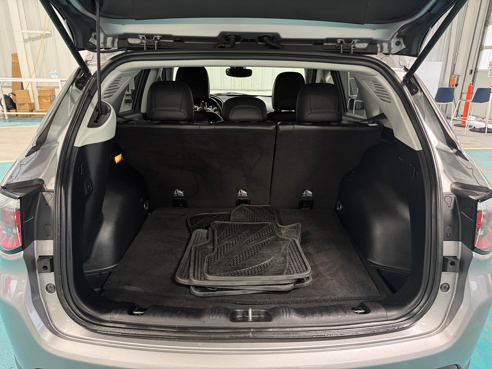 Thumbnail: 2017 Jeep Compass - 6