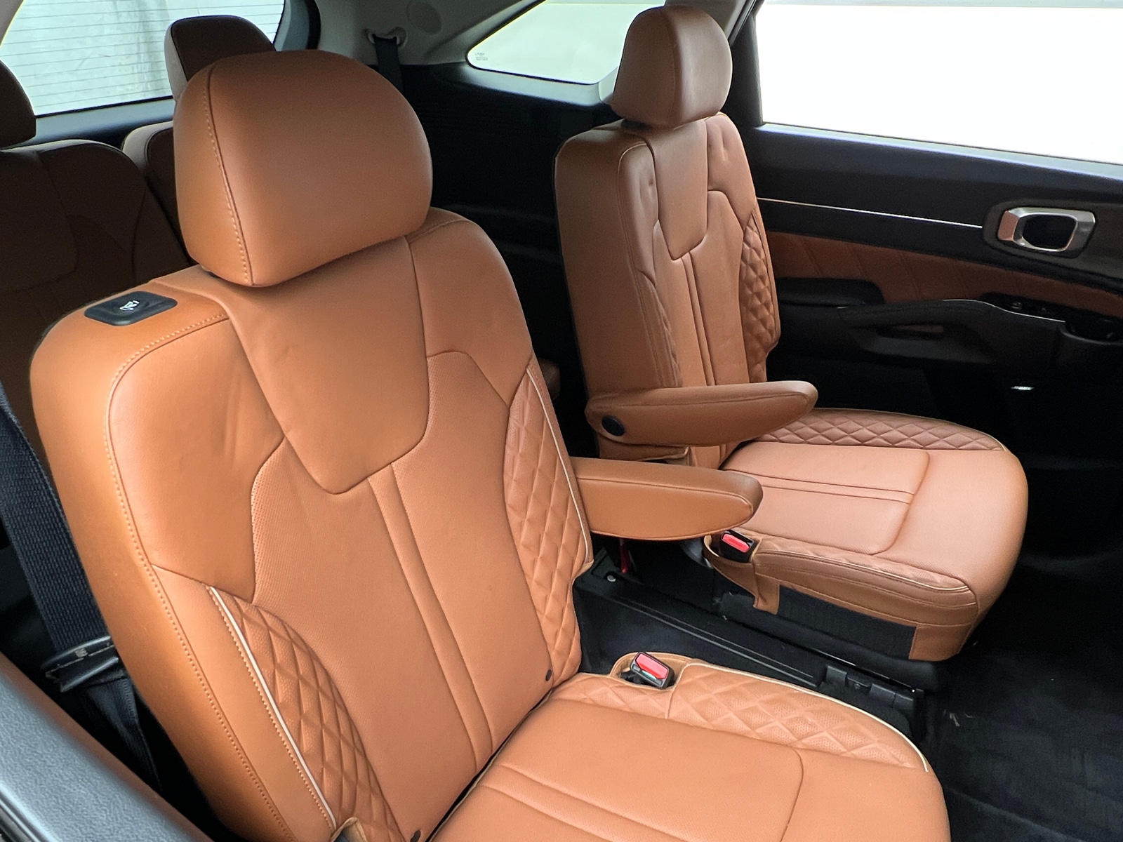 Thumbnail: 2022 Kia Sorento - 5