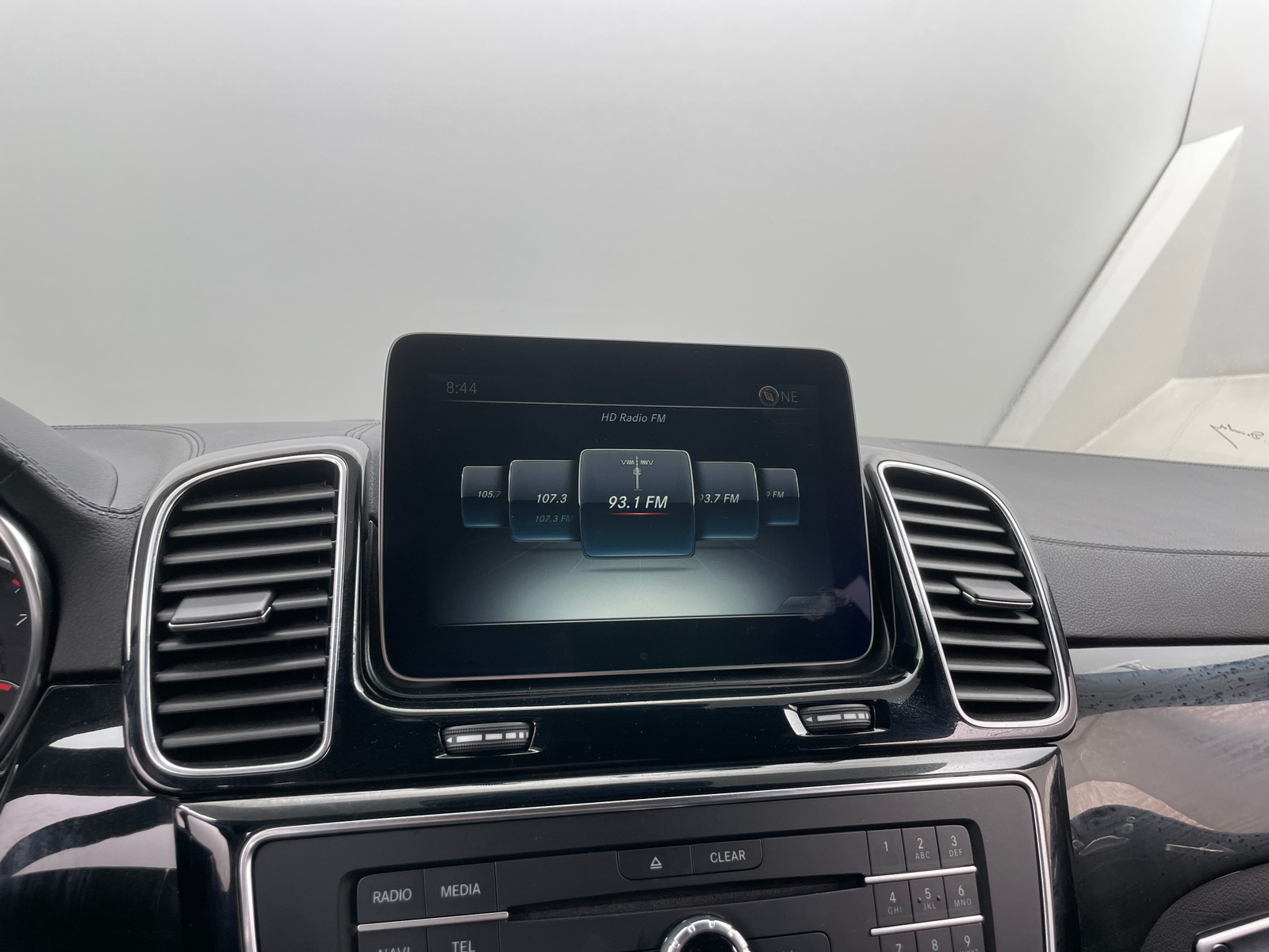 Thumbnail: 2018 Mercedes-Benz GLE - 3