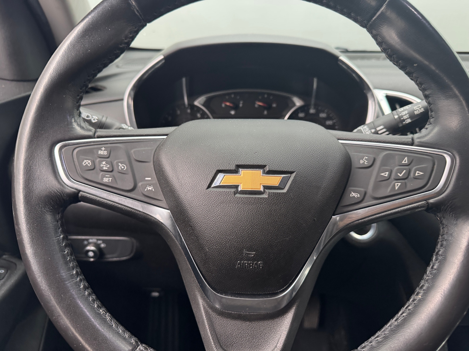 Thumbnail: 2019 Chevrolet Equinox - 5