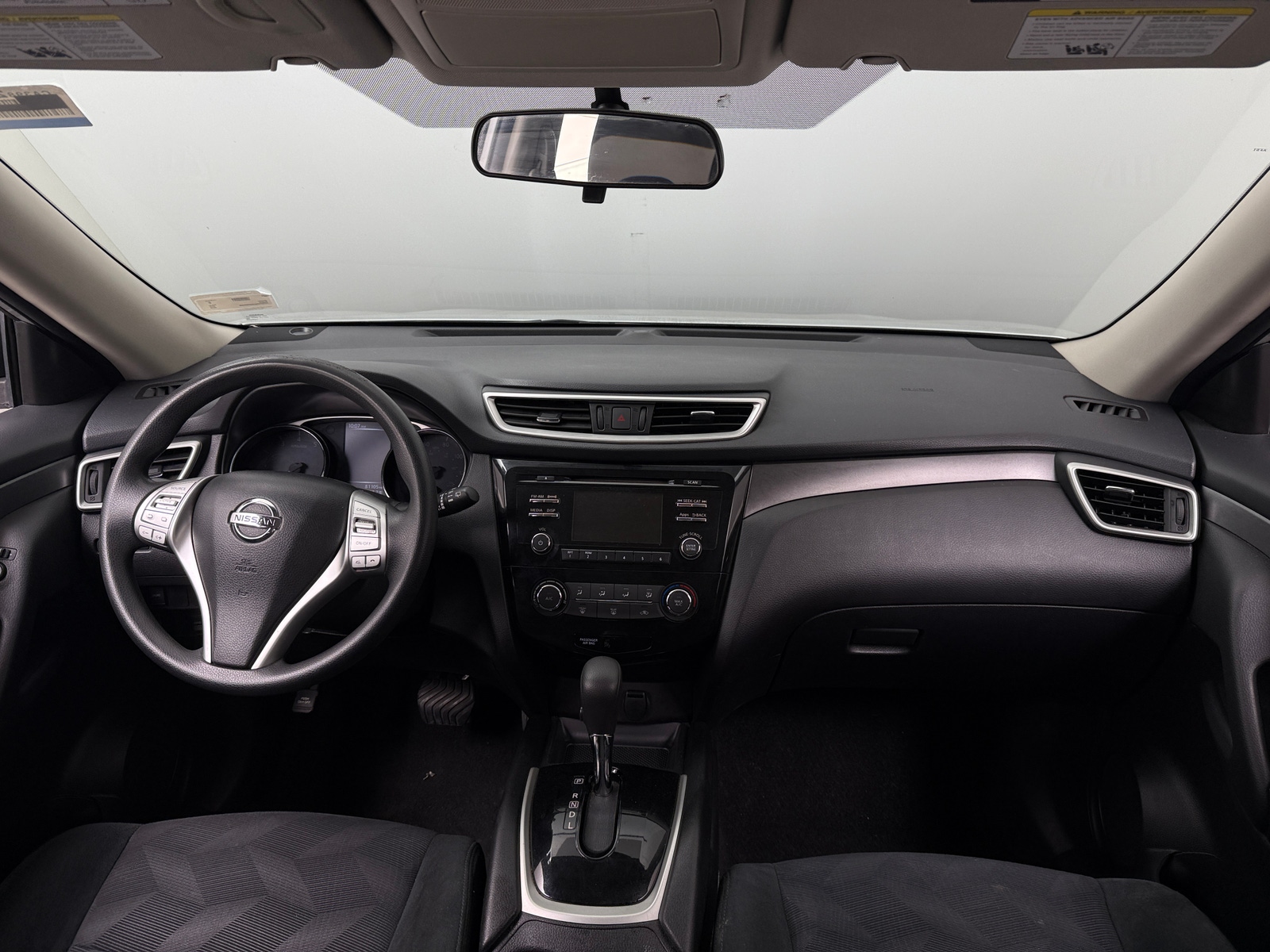 Thumbnail: 2016 Nissan Rogue - 3