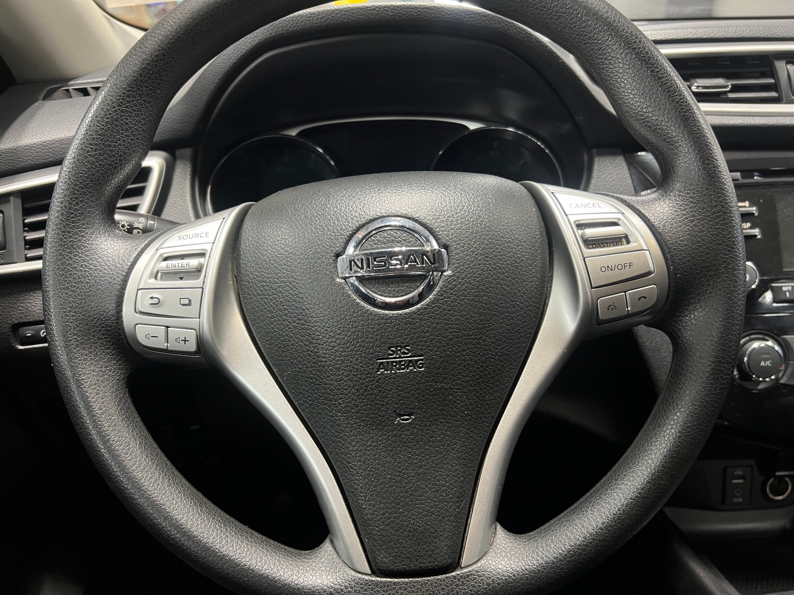 Thumbnail: 2016 Nissan Rogue - 5