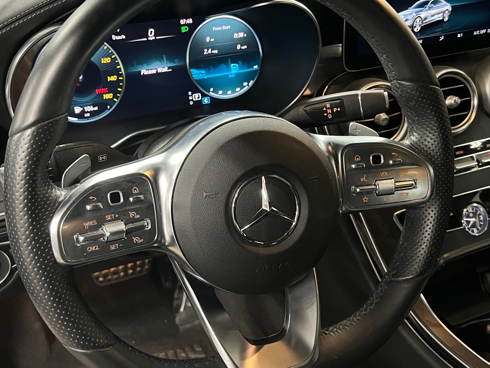 Thumbnail: 2022 Mercedes-Benz C-Class - 3