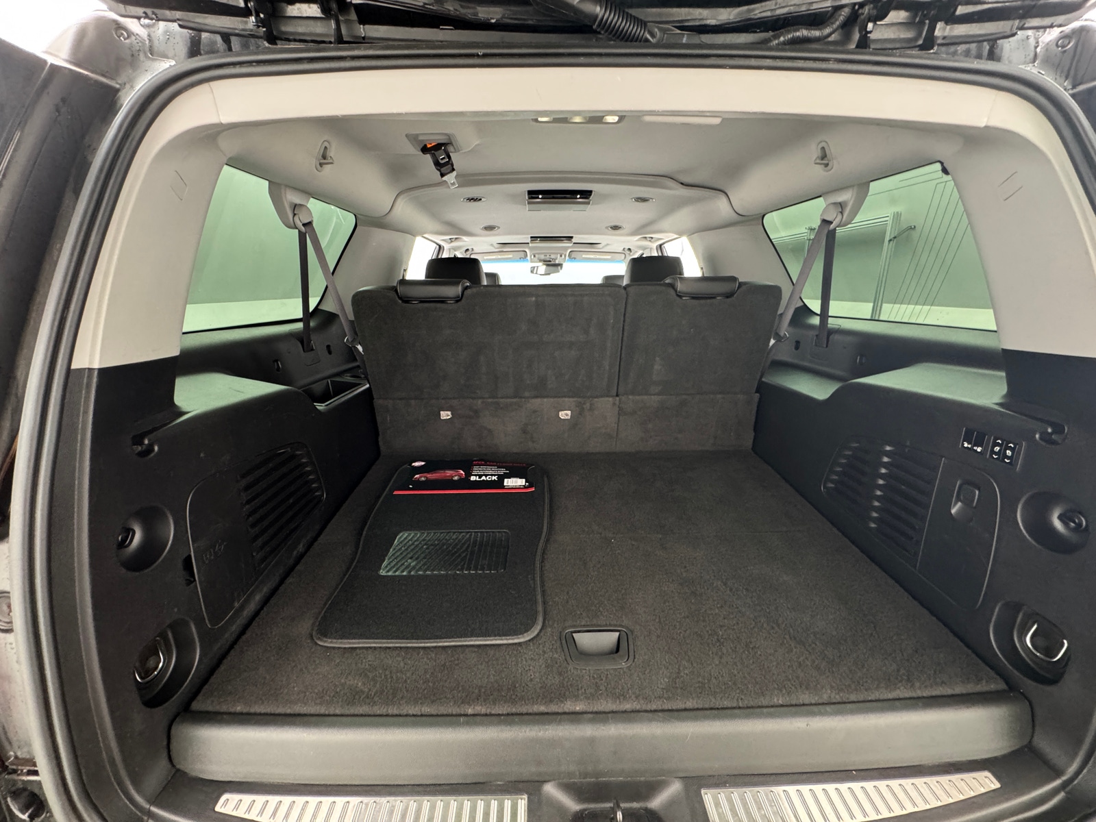 Thumbnail: 2016 Chevrolet Suburban - 6