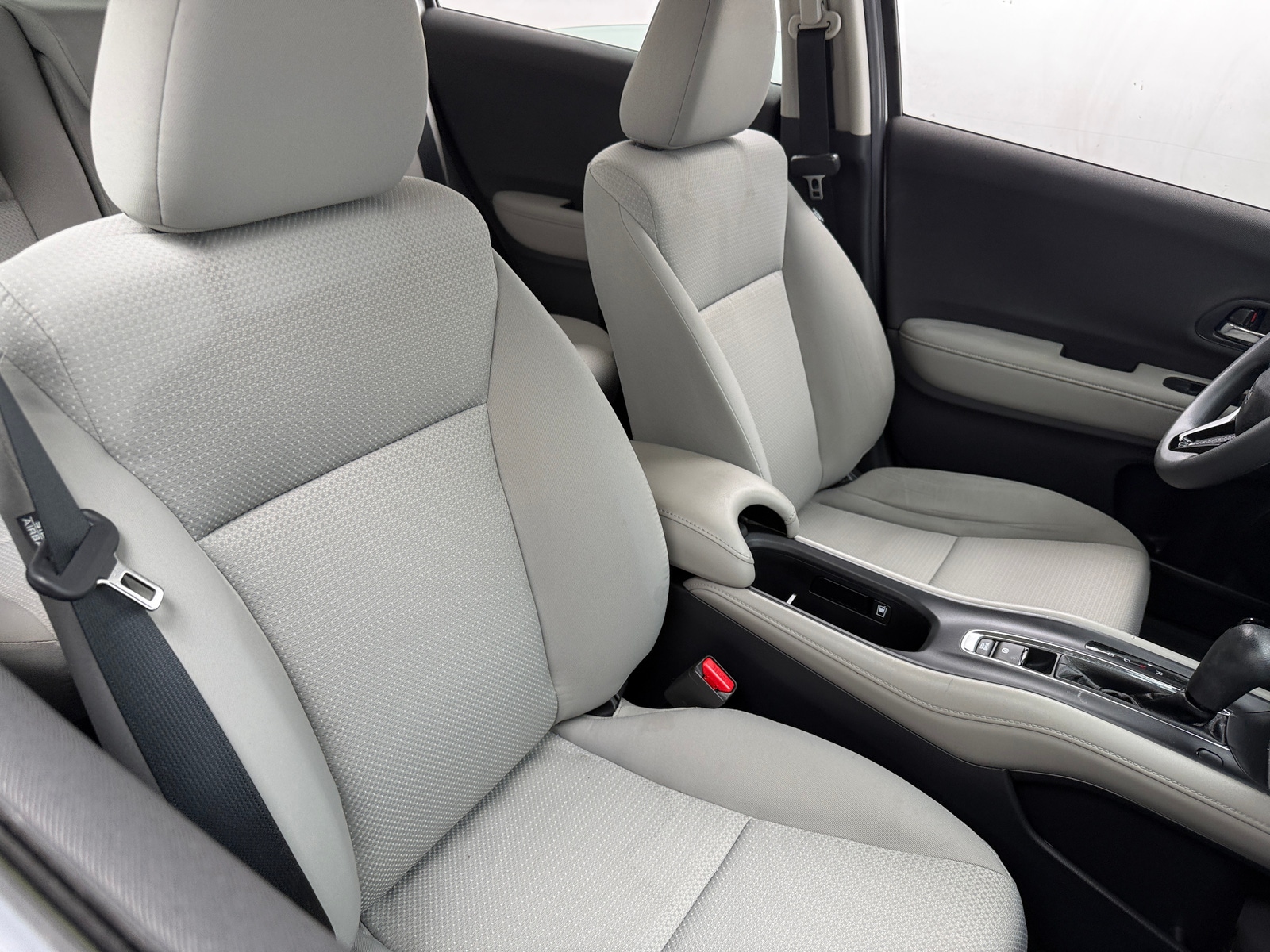 Thumbnail: 2020 Honda HR-V - 2