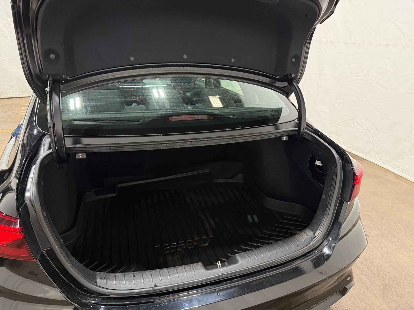 Thumbnail: 2024 Kia Forte - 7