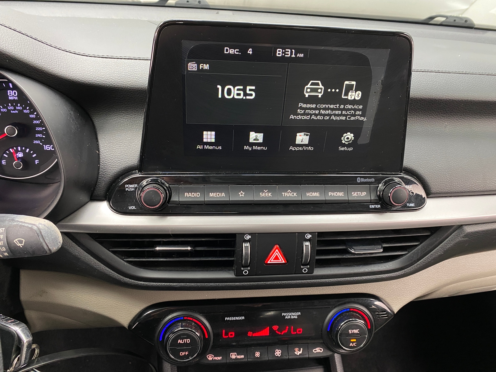 Thumbnail: 2019 Kia Forte - 4