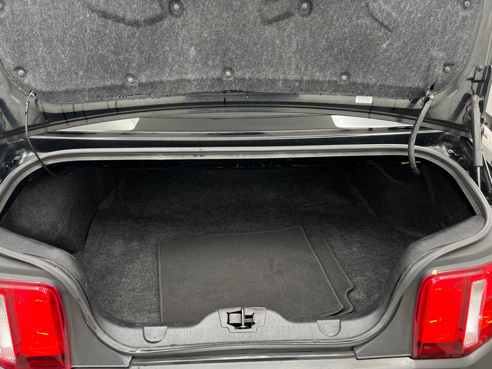 Thumbnail: 2012 Ford Mustang - 7