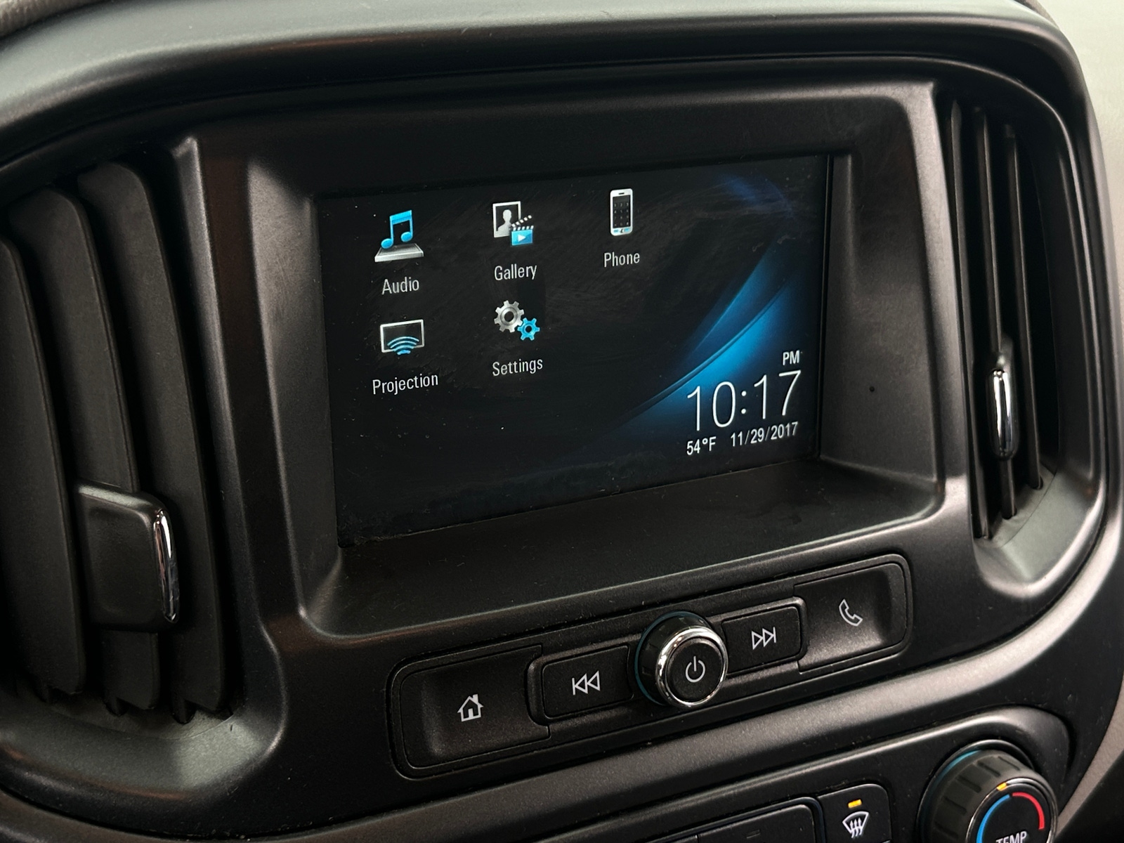 Thumbnail: 2018 Chevrolet Colorado - 4