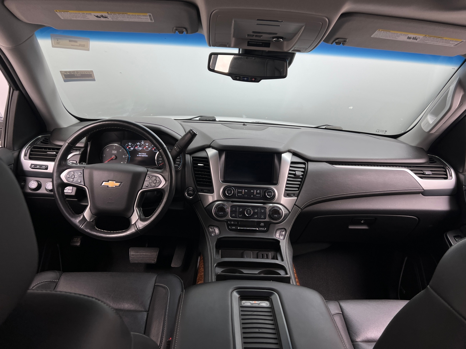 Thumbnail: 2019 Chevrolet Suburban - 2