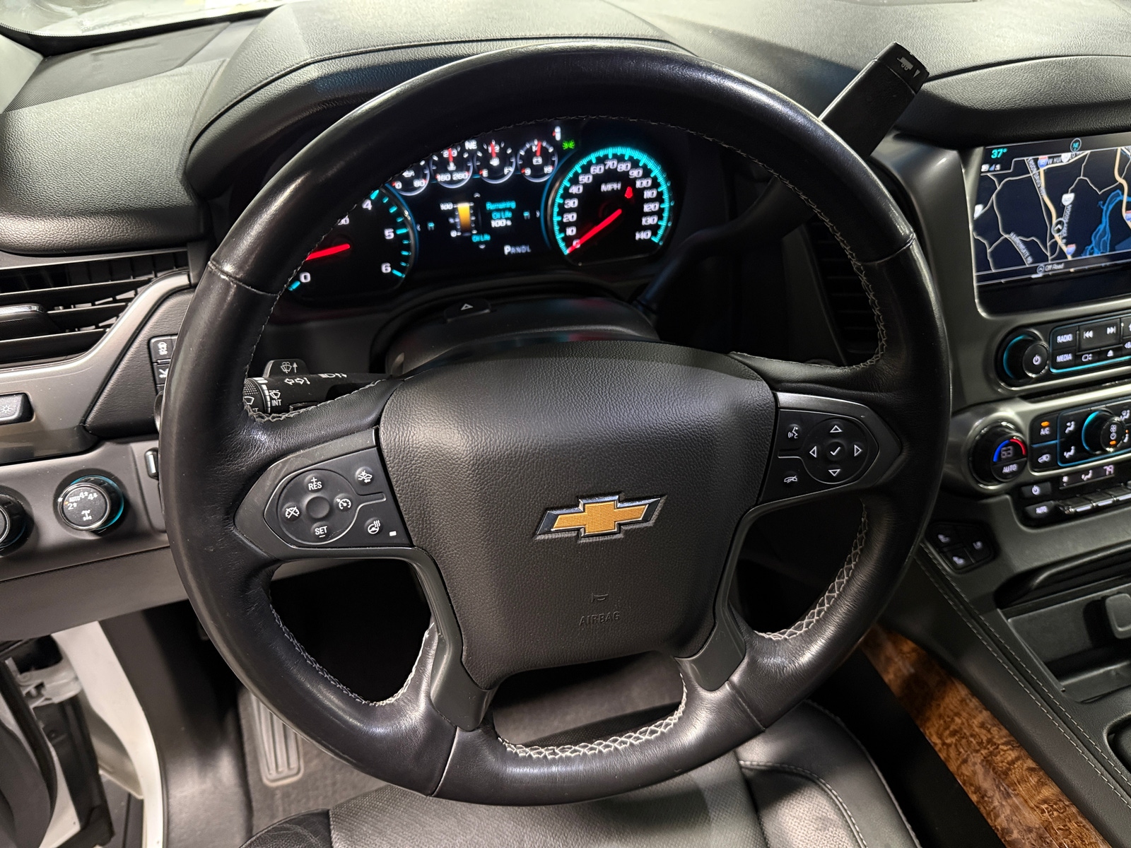 Thumbnail: 2019 Chevrolet Suburban - 4