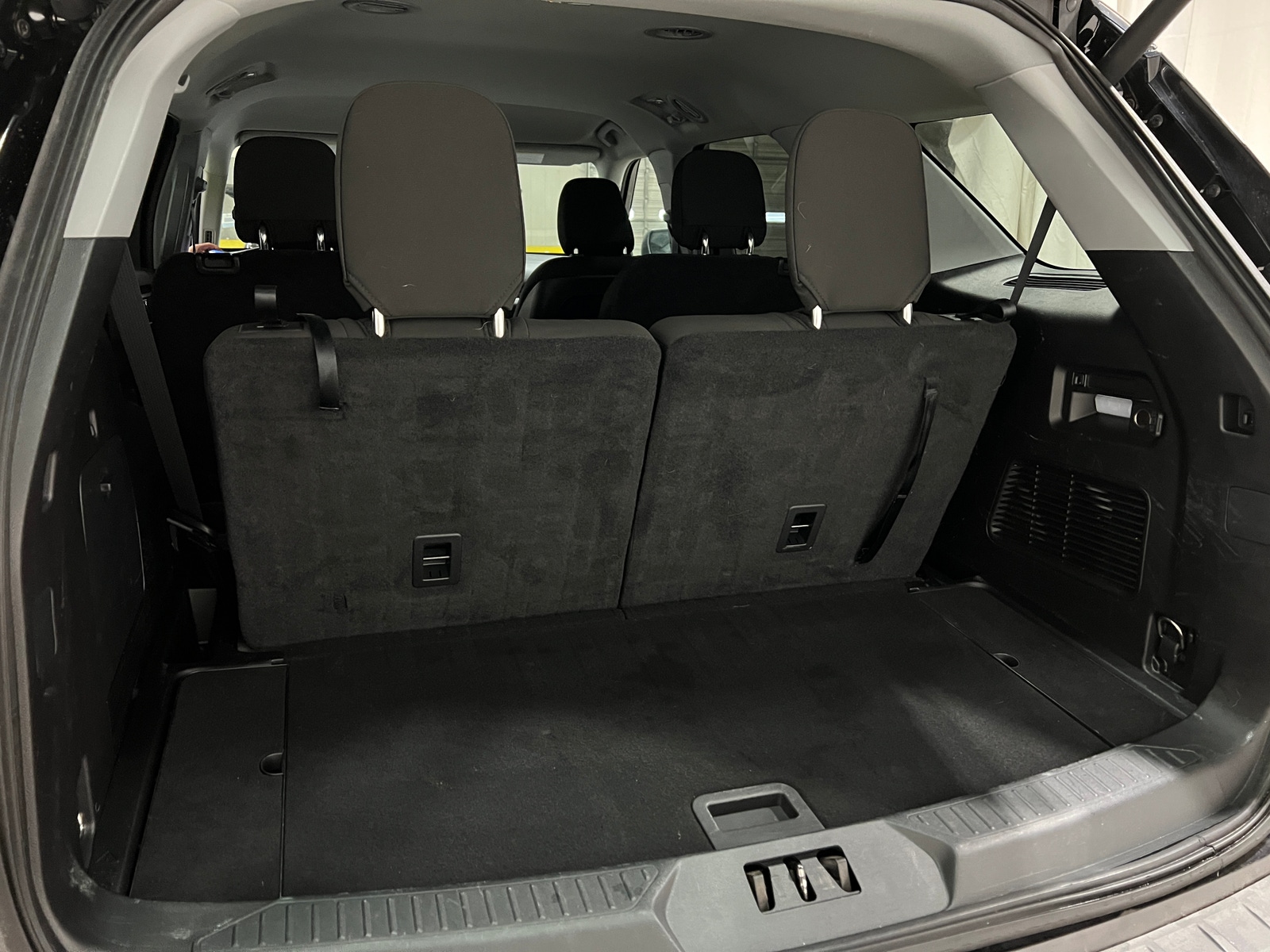 Thumbnail: 2020 Ford Explorer - 7