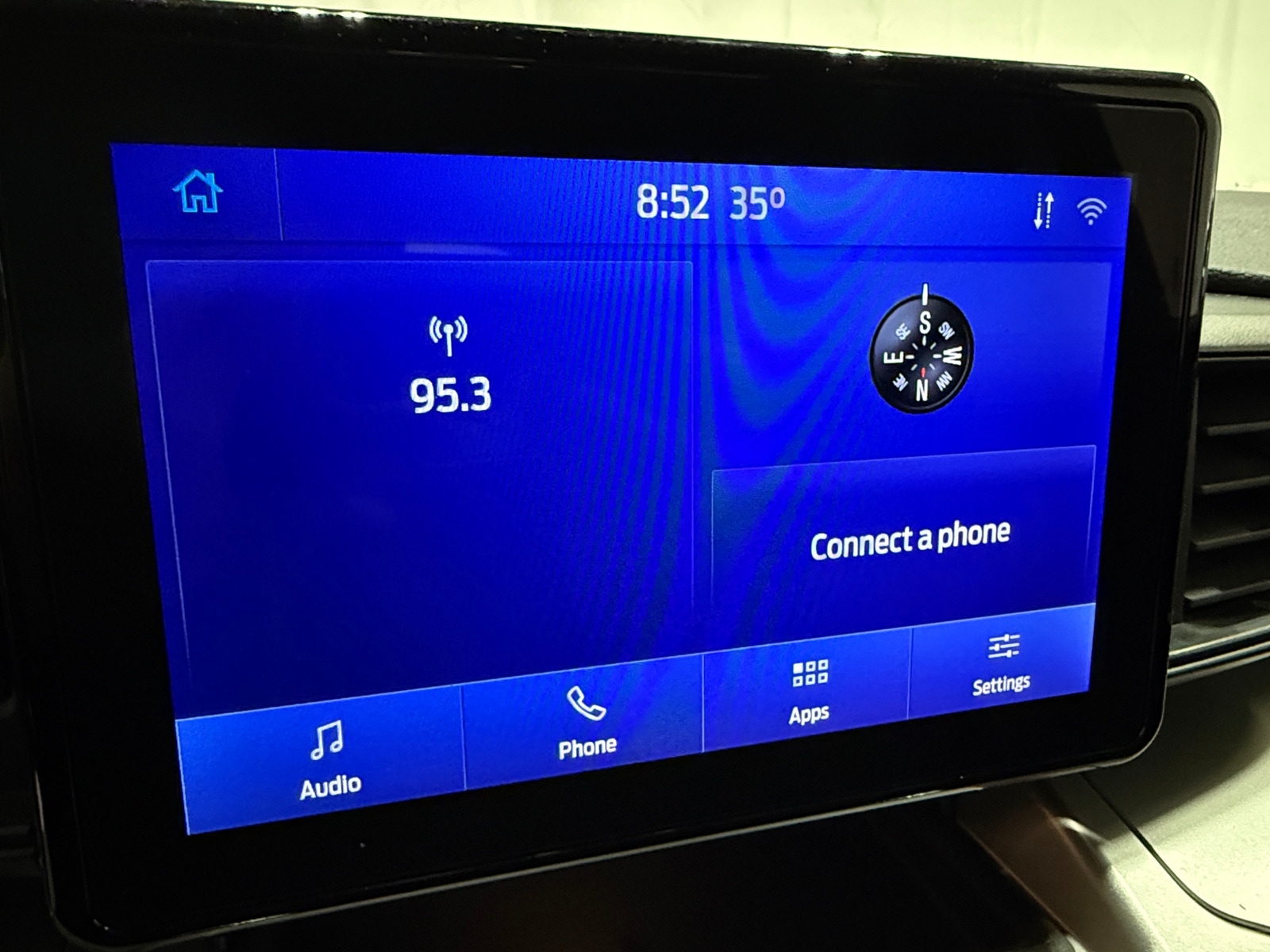 Thumbnail: 2020 Ford Explorer - 4