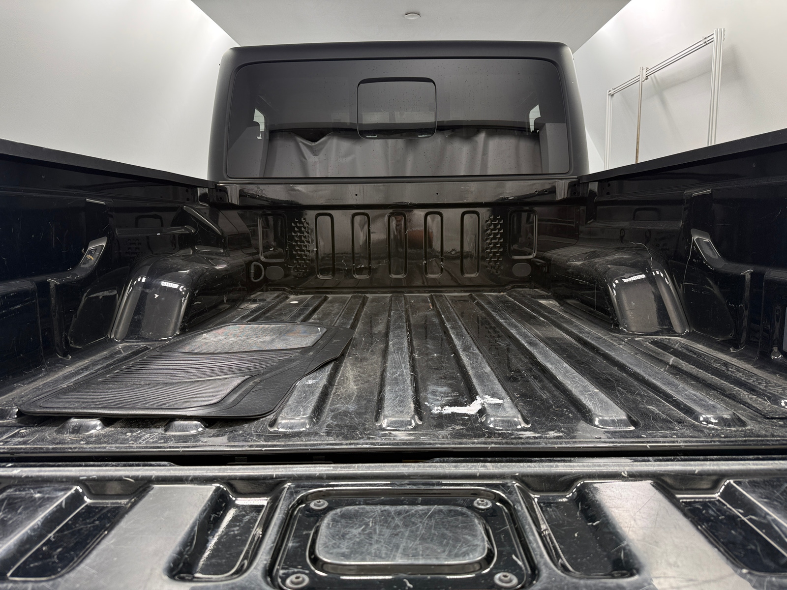 Thumbnail: 2021 Jeep Gladiator - 6