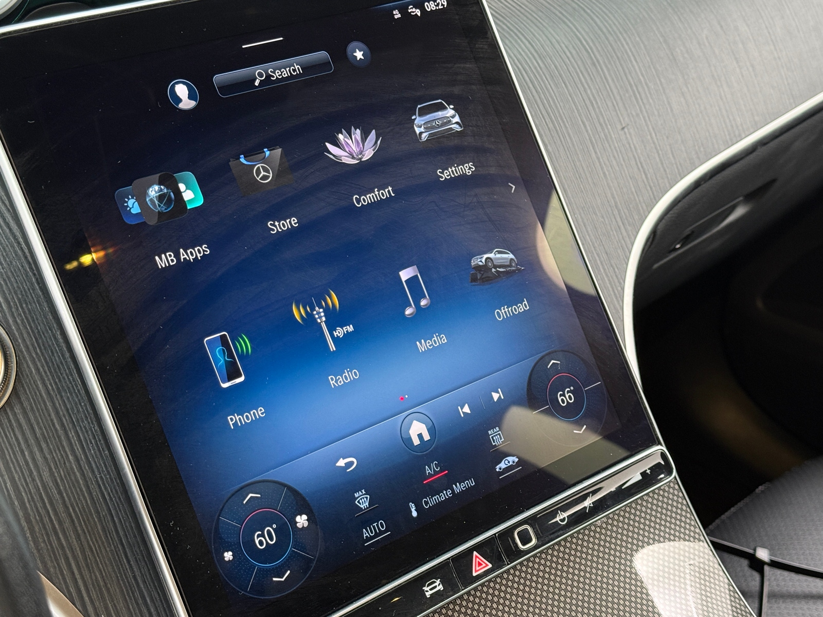 Thumbnail: 2024 Mercedes-Benz GLC - 3